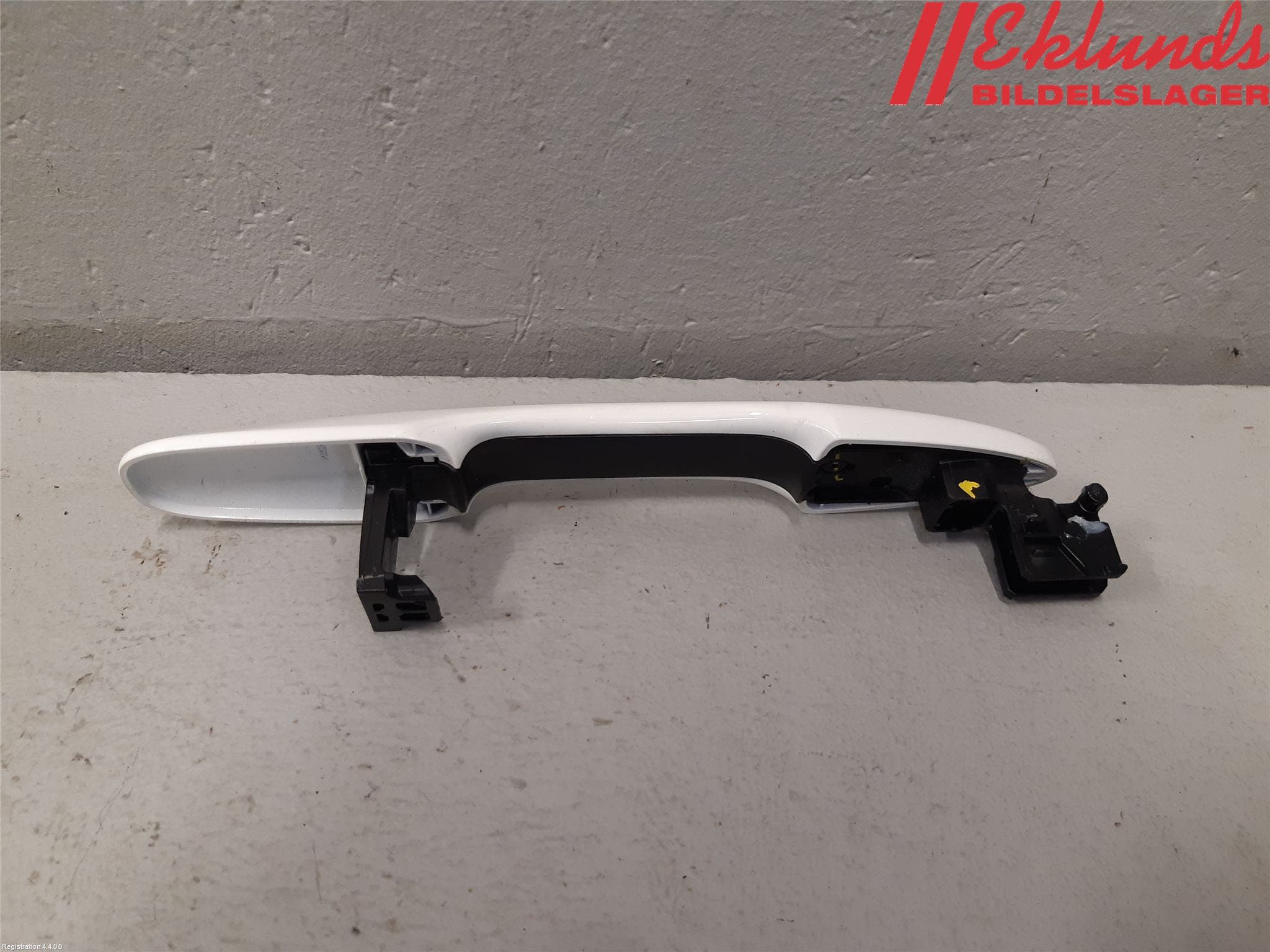 Toyota YARIS XP21 20- Dörrhandtag Yttre Hö