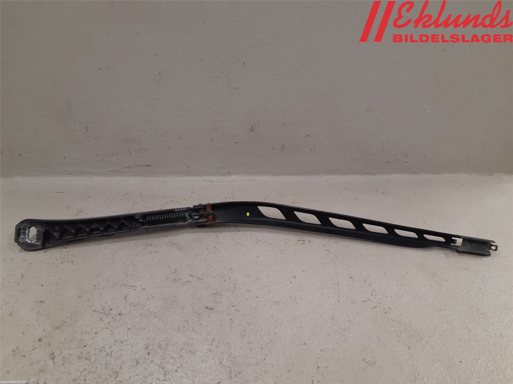BMW 5 E60/61 Sed/Tou 02-10 Torkararm Armar Vindruta
