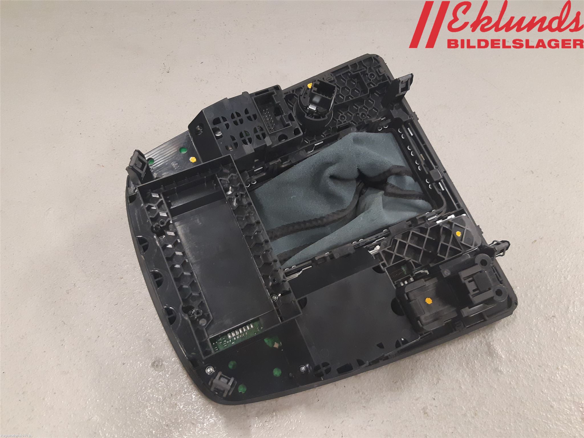 Audi A6 ALLROAD 12-18 Strömställare Multifunktion