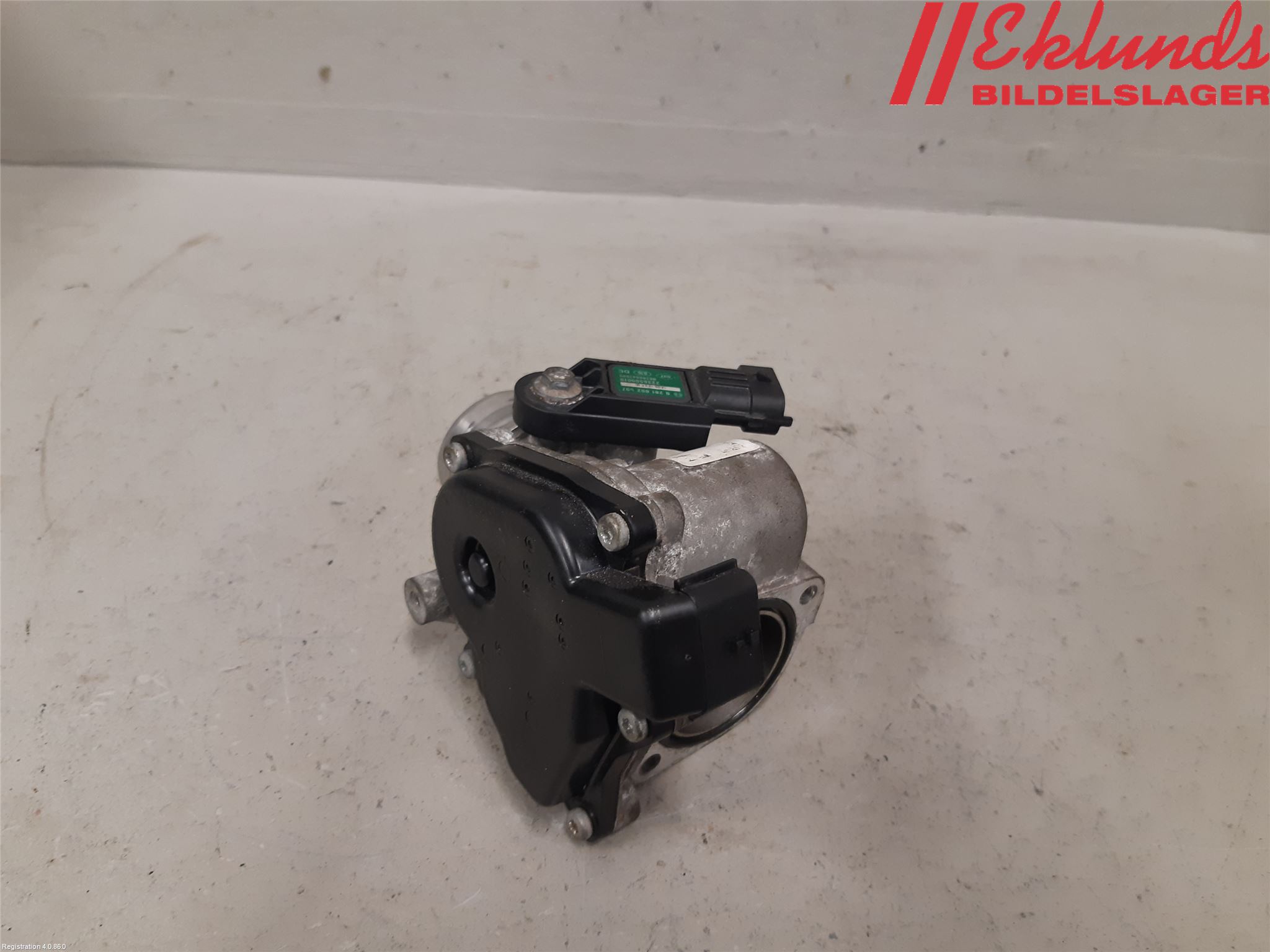 Dacia DUSTER 10-17 Injspjällhus