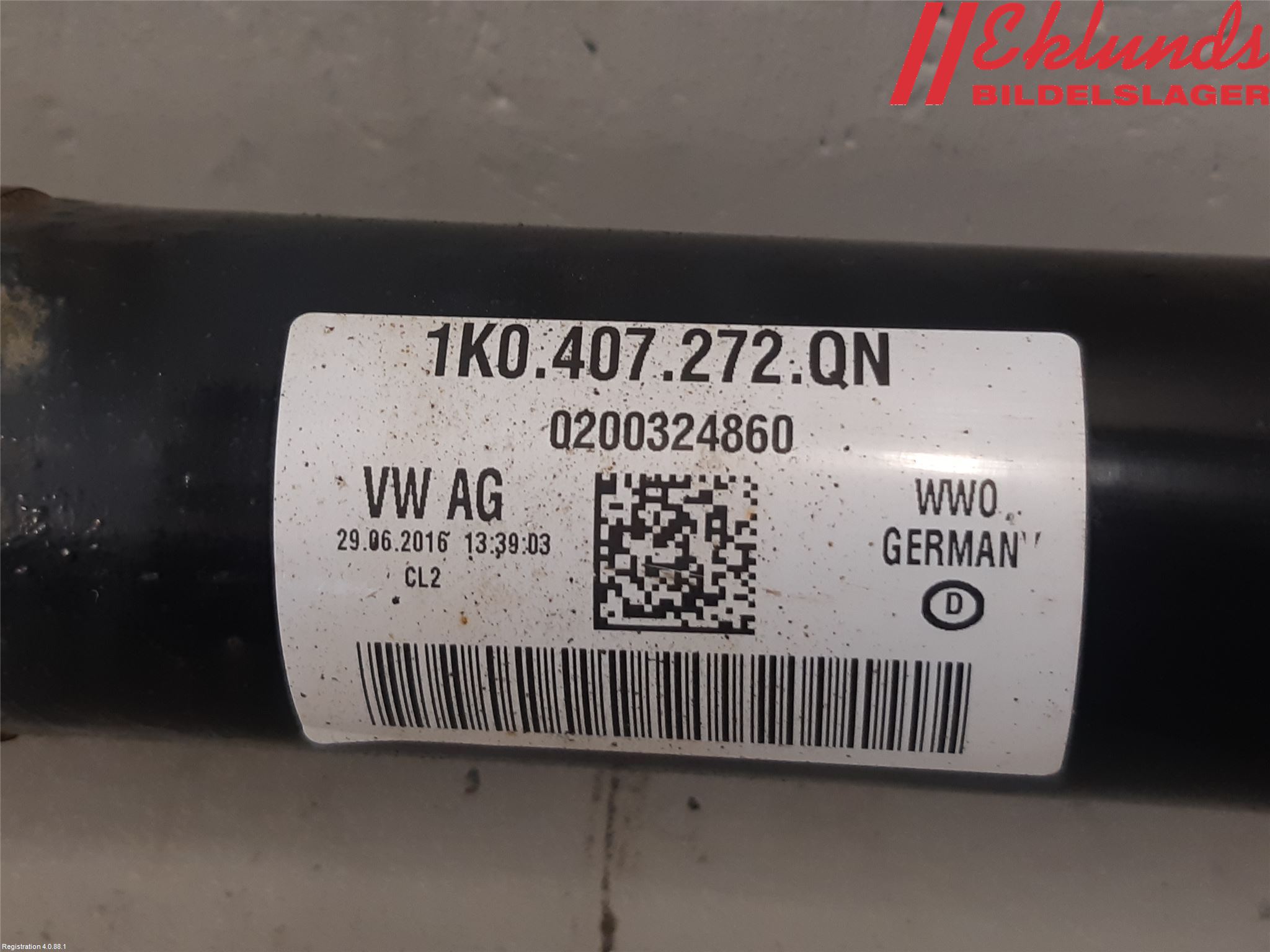 Volkswagen VW CADDY 16-20 Drivaxel Fram Höger