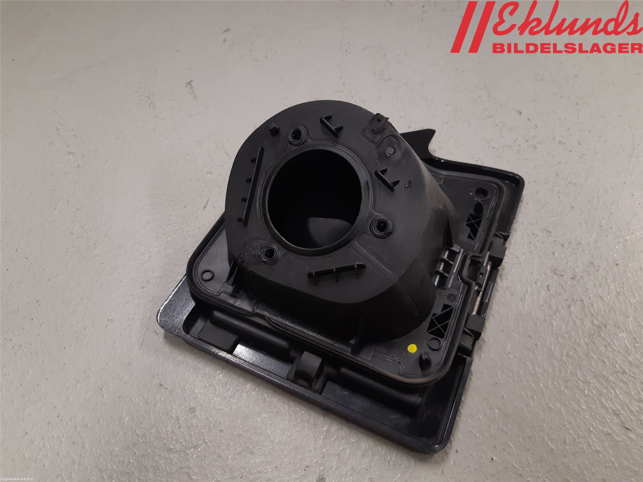 Opel MOVANO B 10-22 Tanklucka
