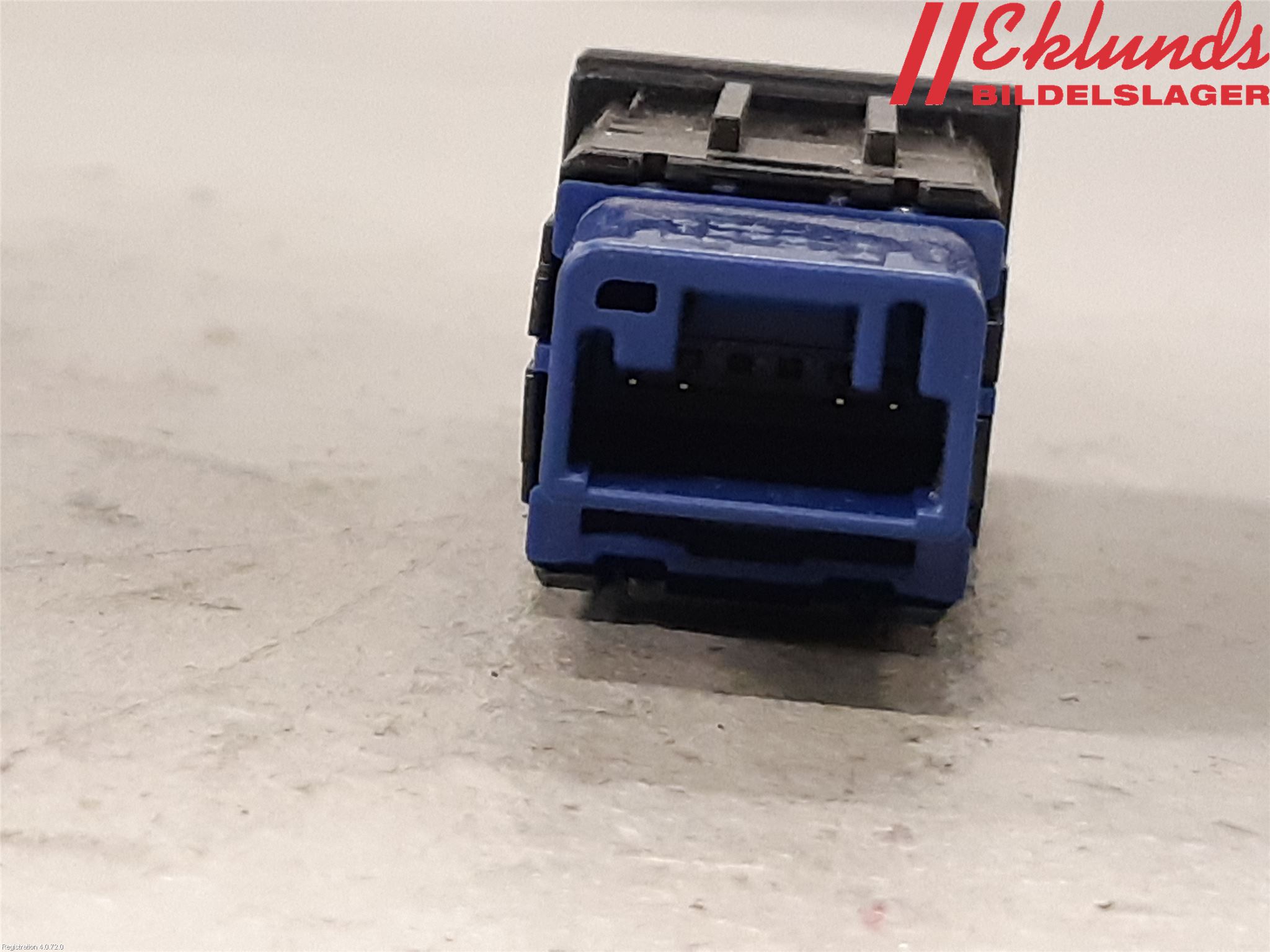 Toyota RAV4 19- Strömställare Baklucka