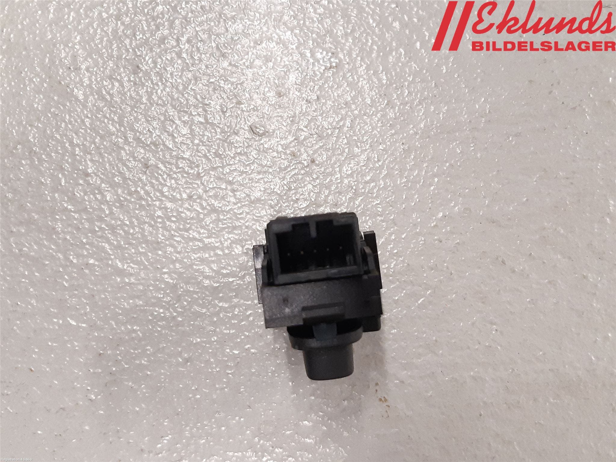 Volvo V70 08-13 Strömställare Centrallås