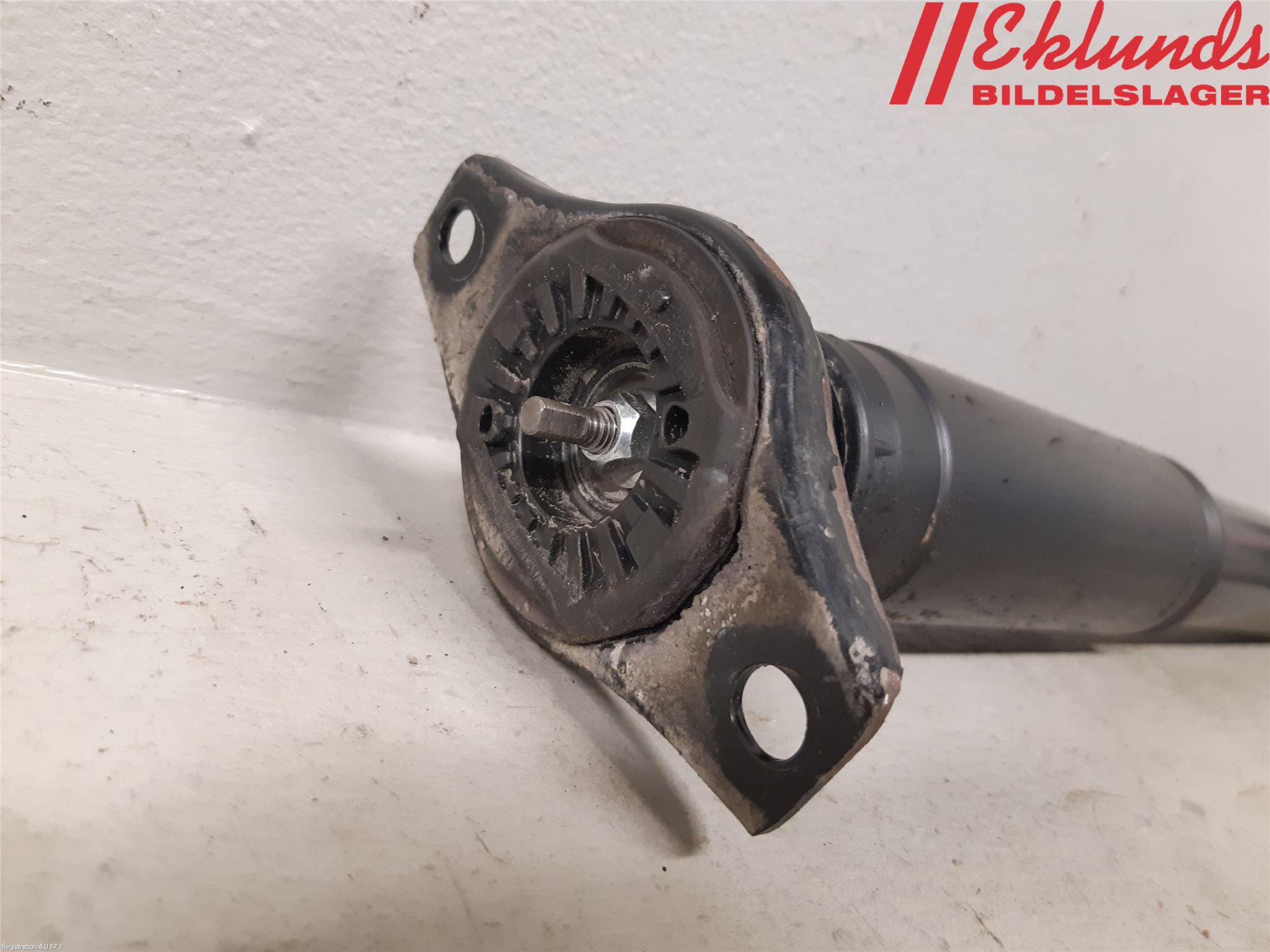 Volvo XC70 14-16 Stötdämpare Bak