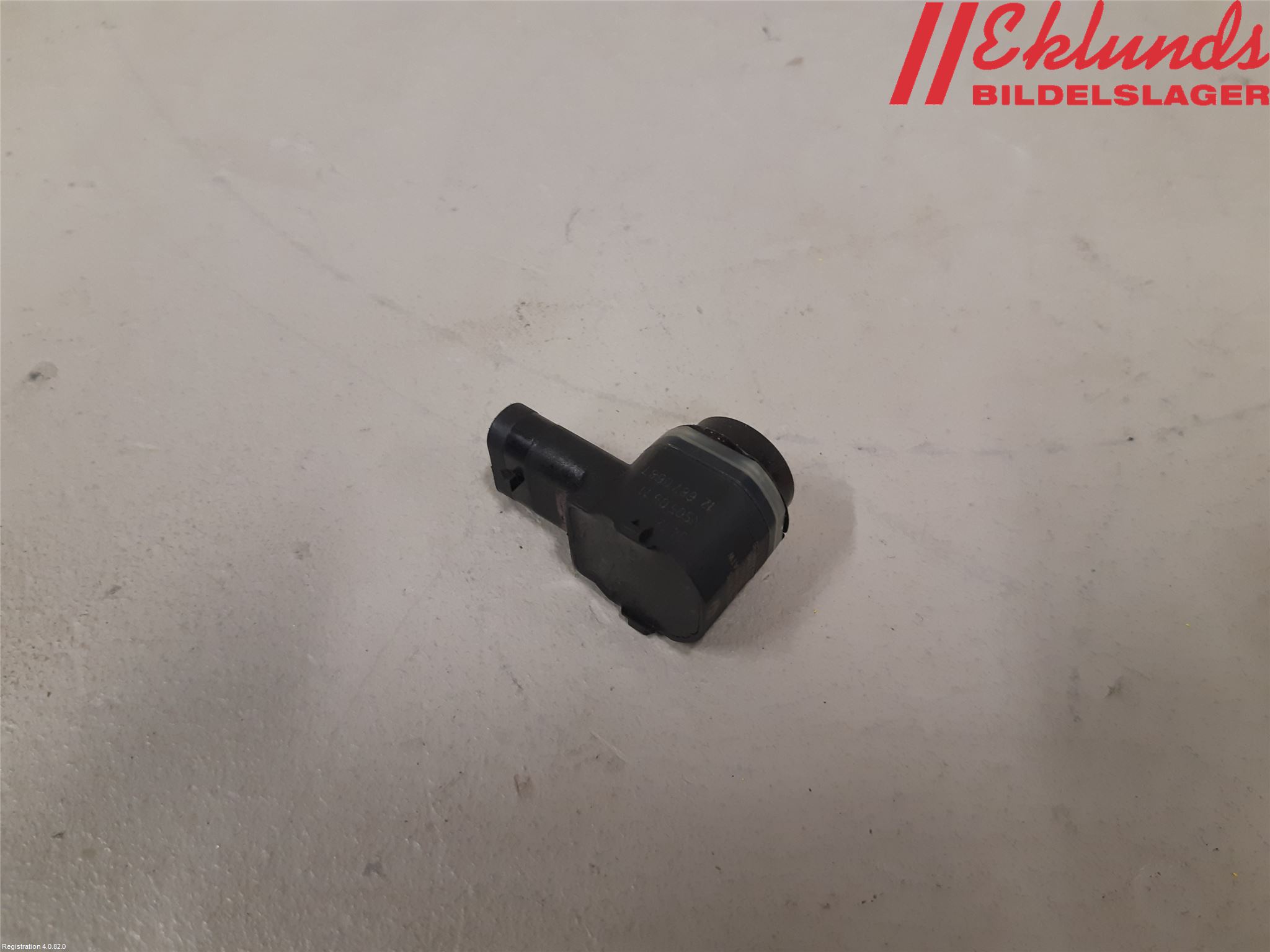 Volkswagen VW PASSAT 11-14 Parkeringshjälp Frontsensor
