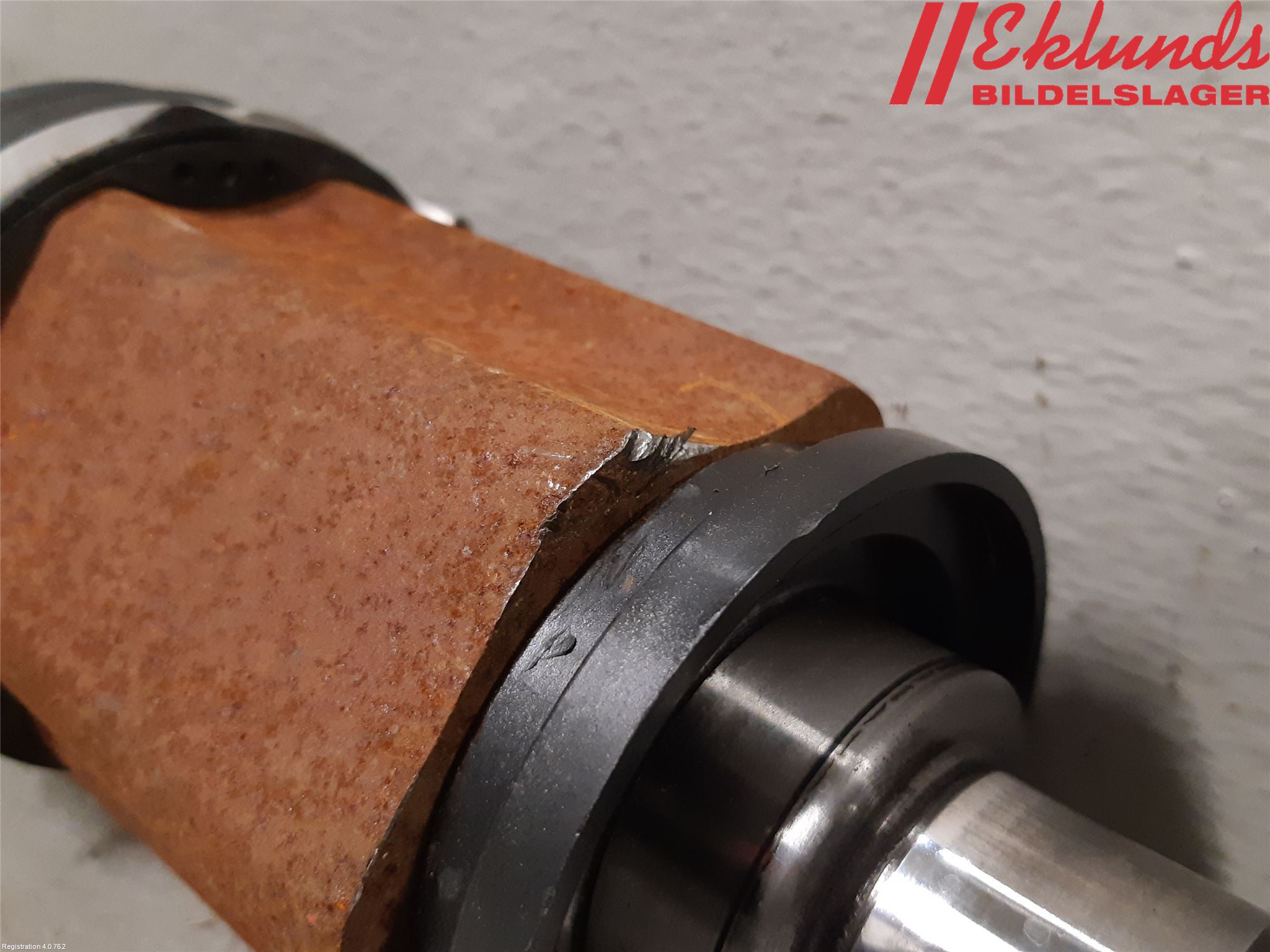 BMW 3 F30/F31/F80 12-19 Drivaxel Fram Vänster