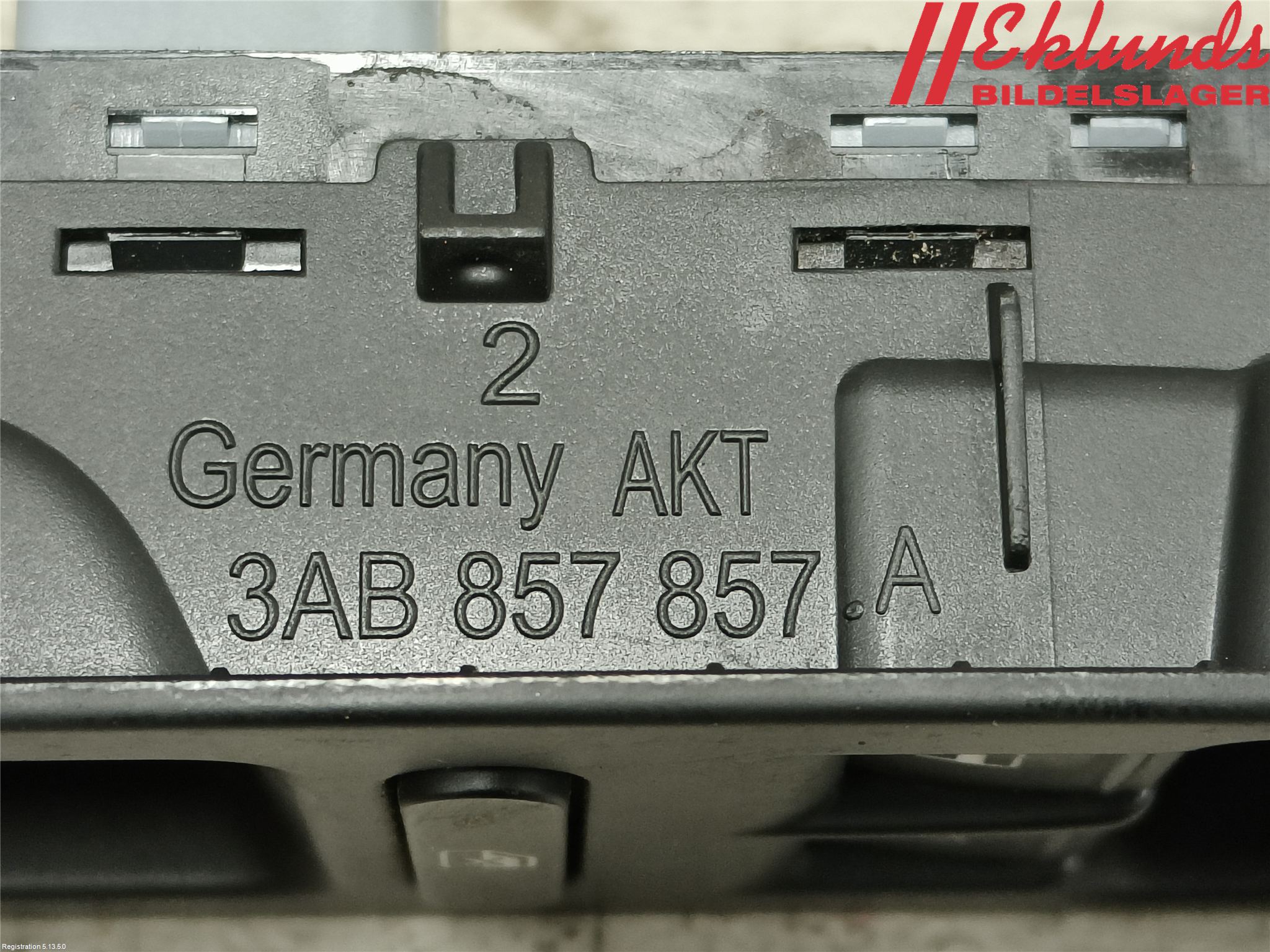 Volkswagen VW PASSAT 11-14 Strömställare Elhiss
