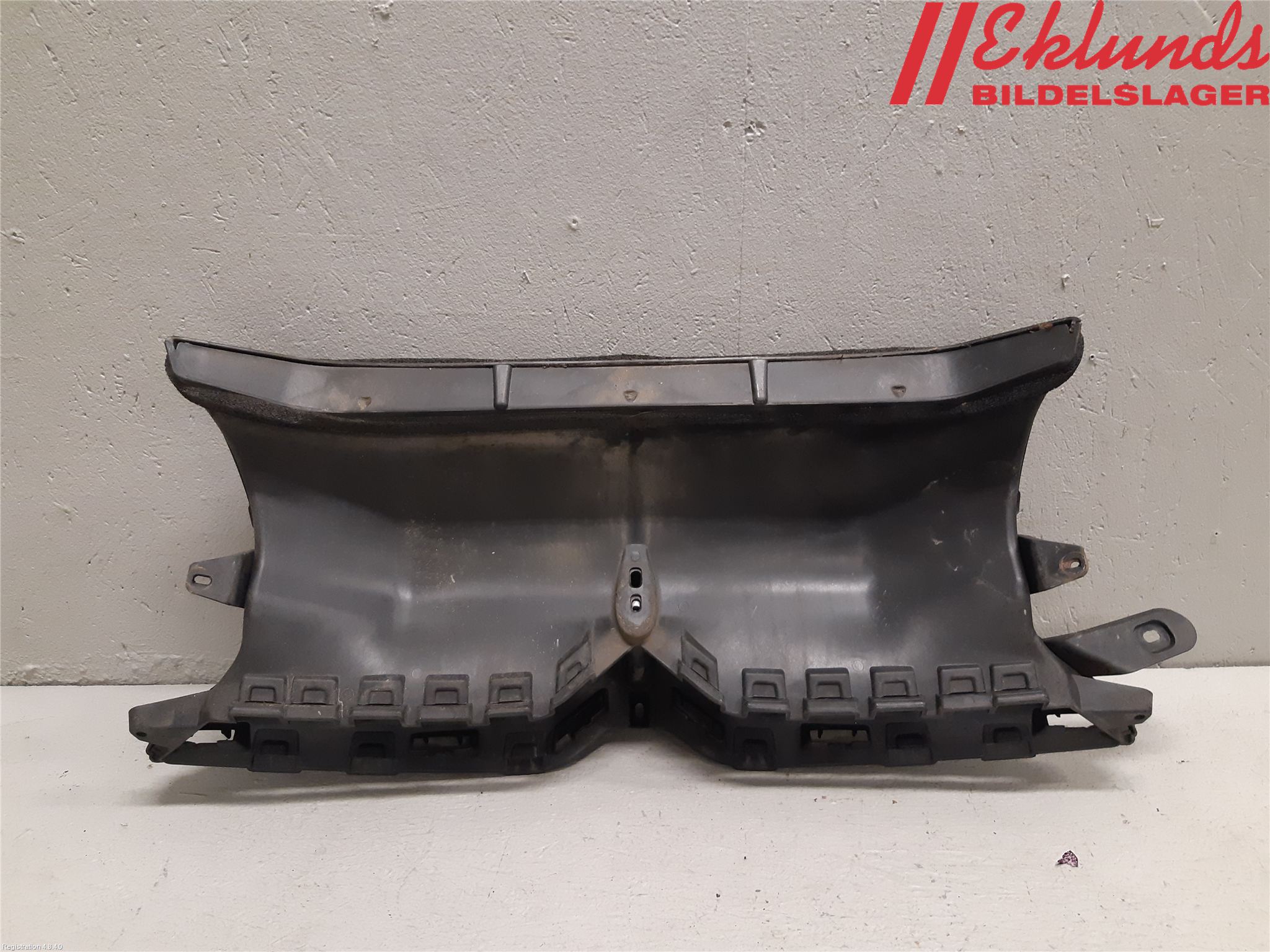 Tesla MODEL X 16- Deflektor Plåt-Plast Kylning