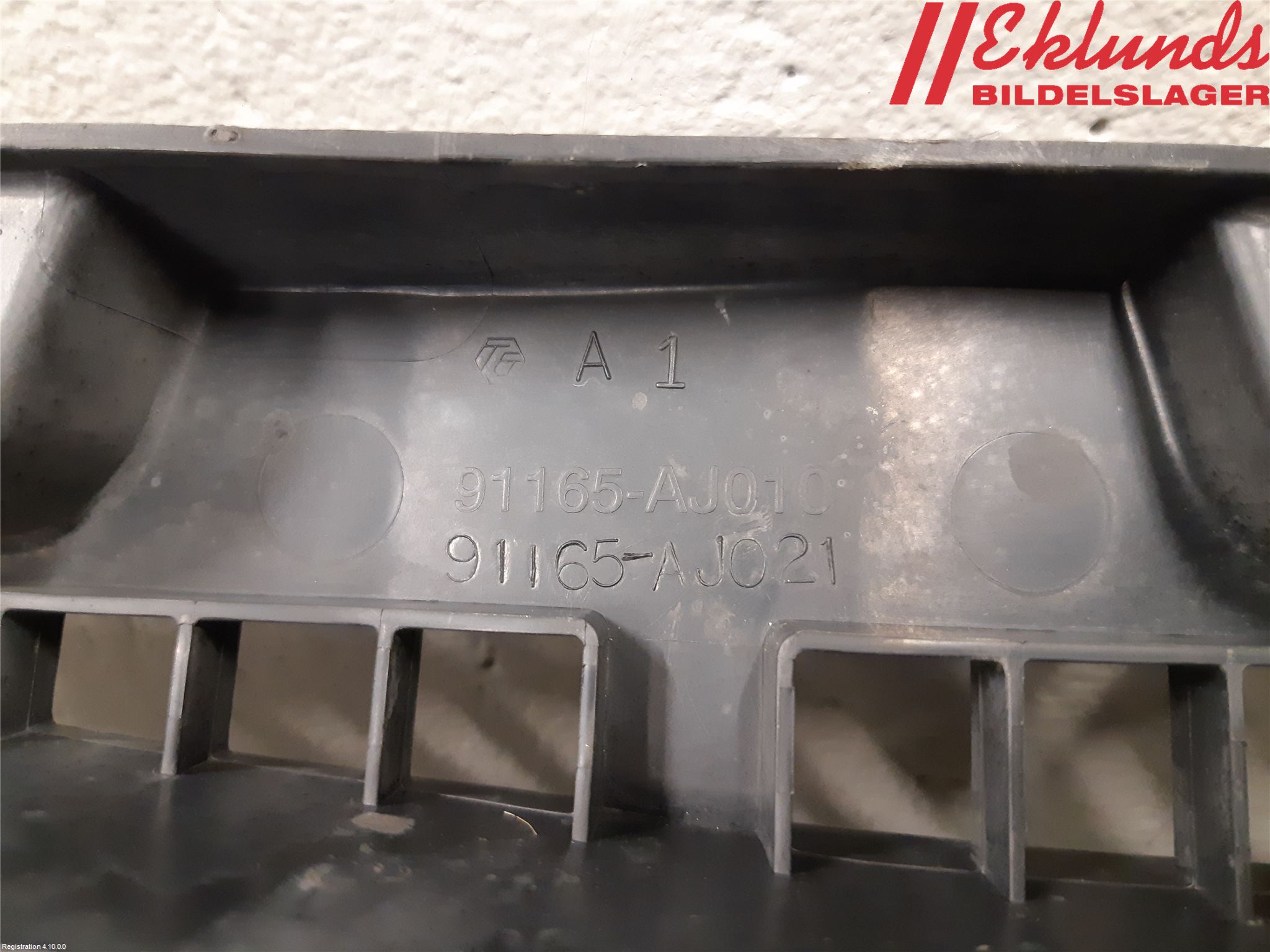 Subaru OUTBACK 10-15 Deflektor Plåt-Plast Kylning