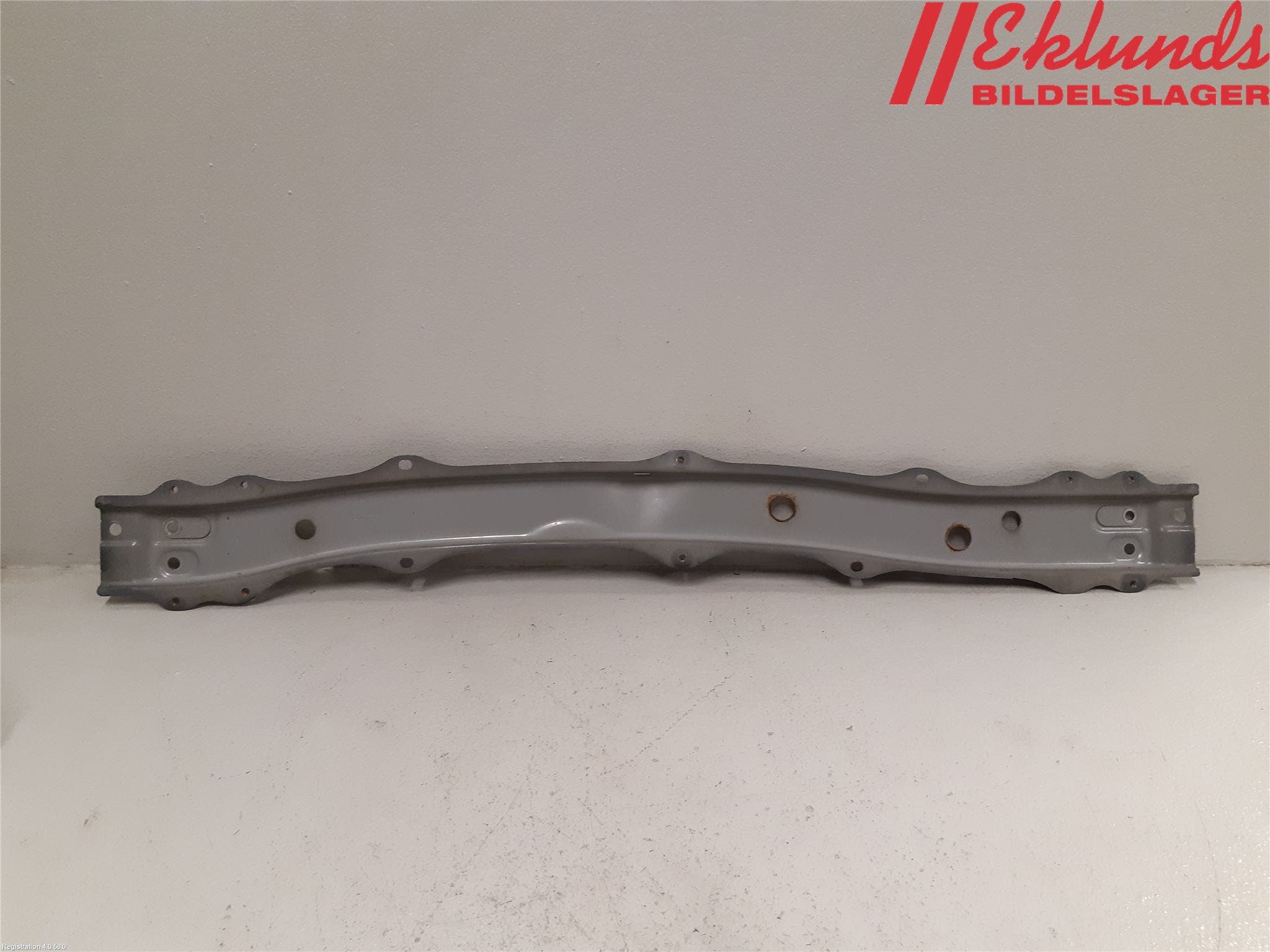 Toyota AYGO 06-14 Kylarfäste-Ram-Balk