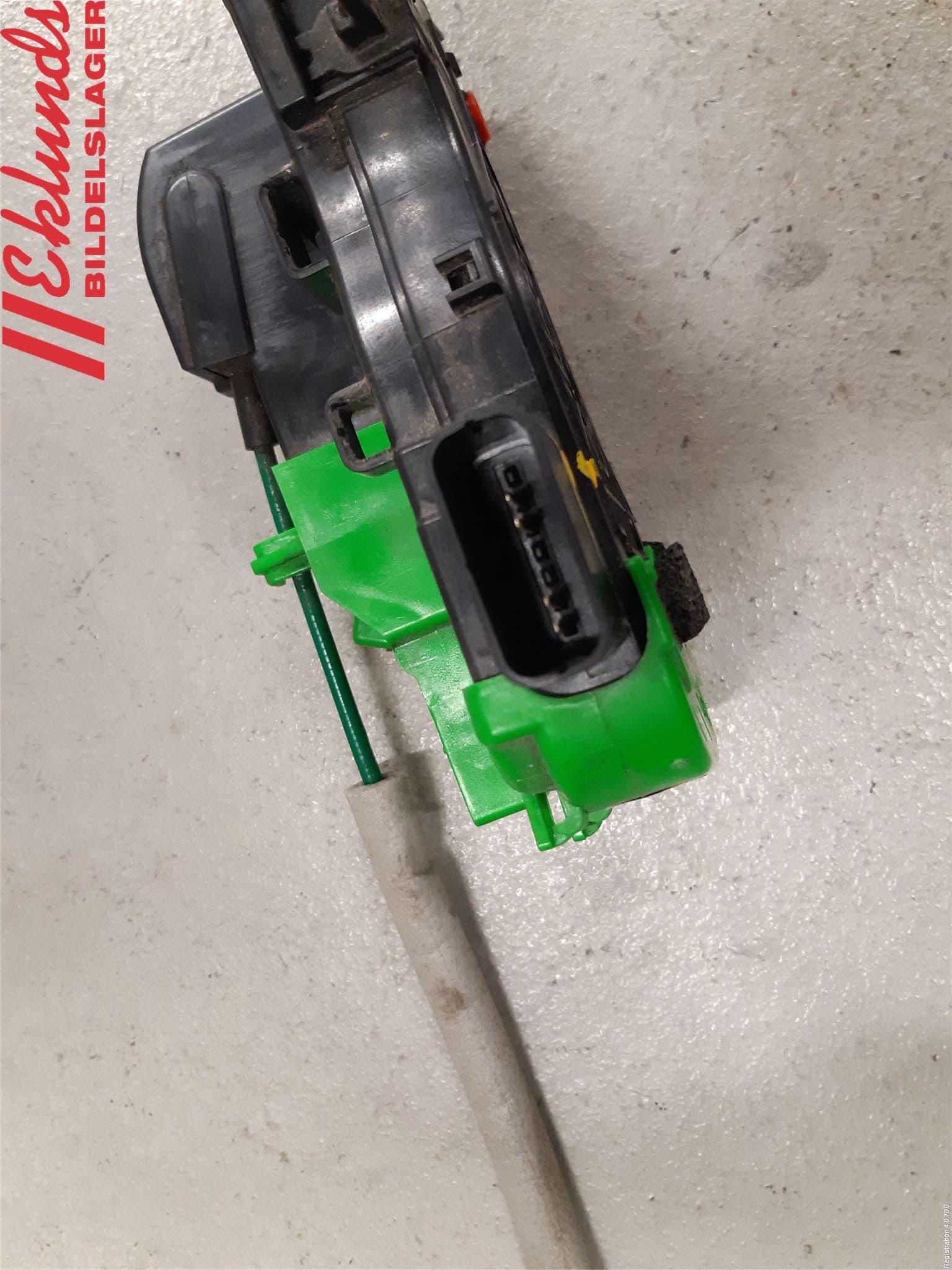 Hyundai i40 16-18 Låskista-Dörrlås