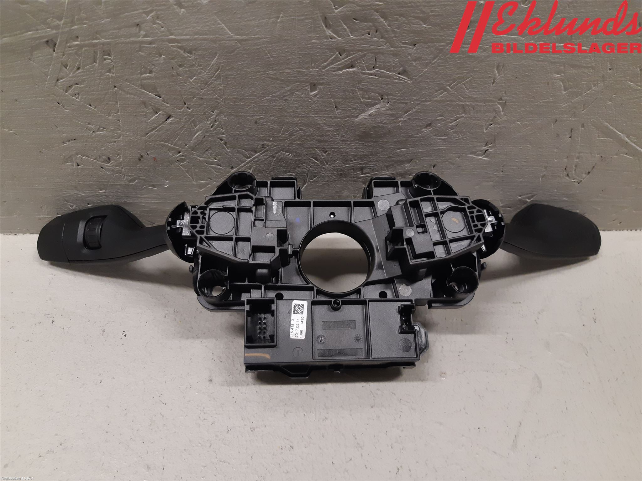 BMW 5 G30/G31/F90 17-23 Spakcentral