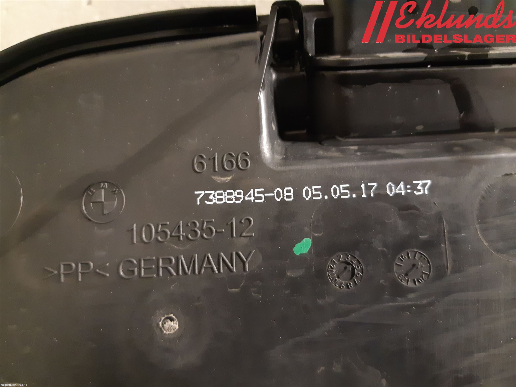 BMW 5 G30/G31/F90 17-23 Spolartank Vindruta-Strål