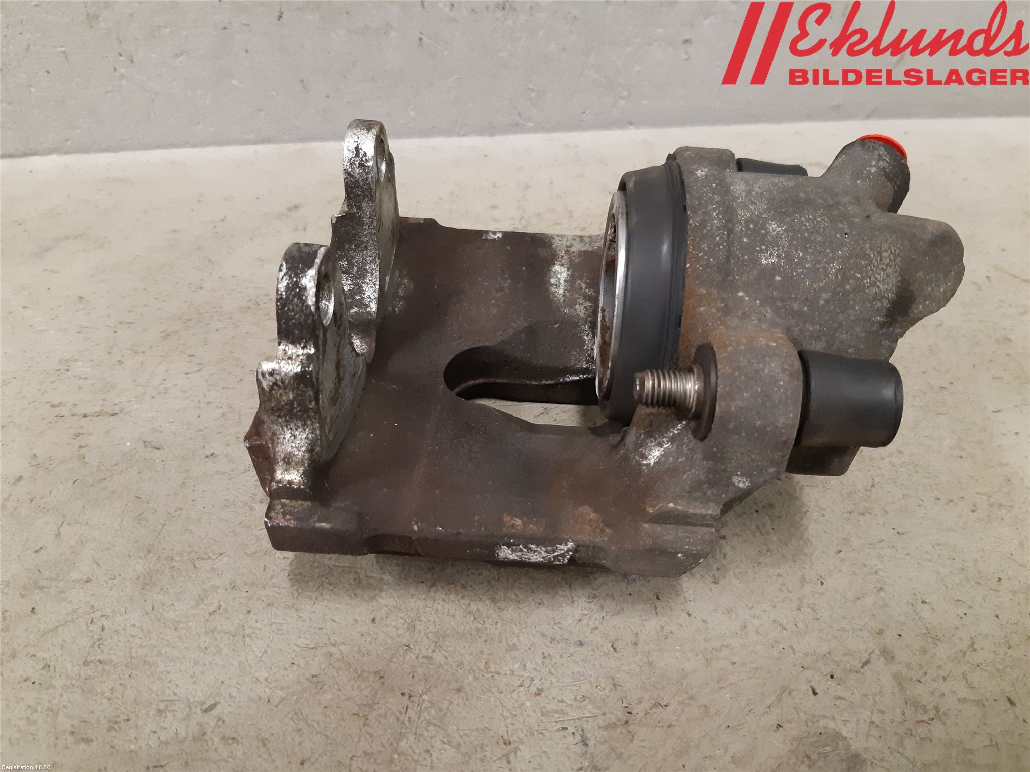 BMW 3 E46      98-05 Bromsok Fram Höger