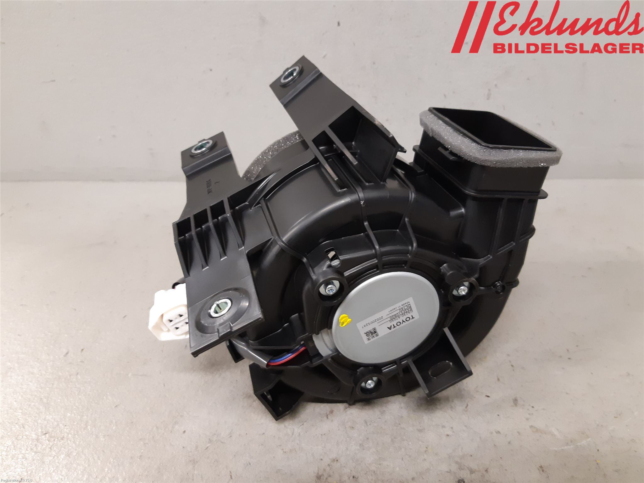 Toyota COROLLA 19- Kylfläkt El