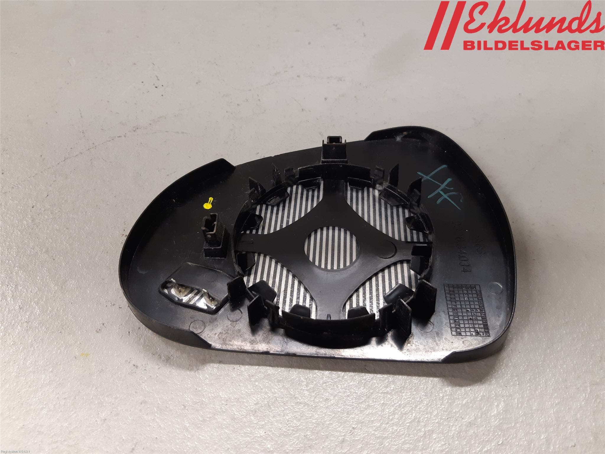 Peugeot 207 Spegelglas Hö