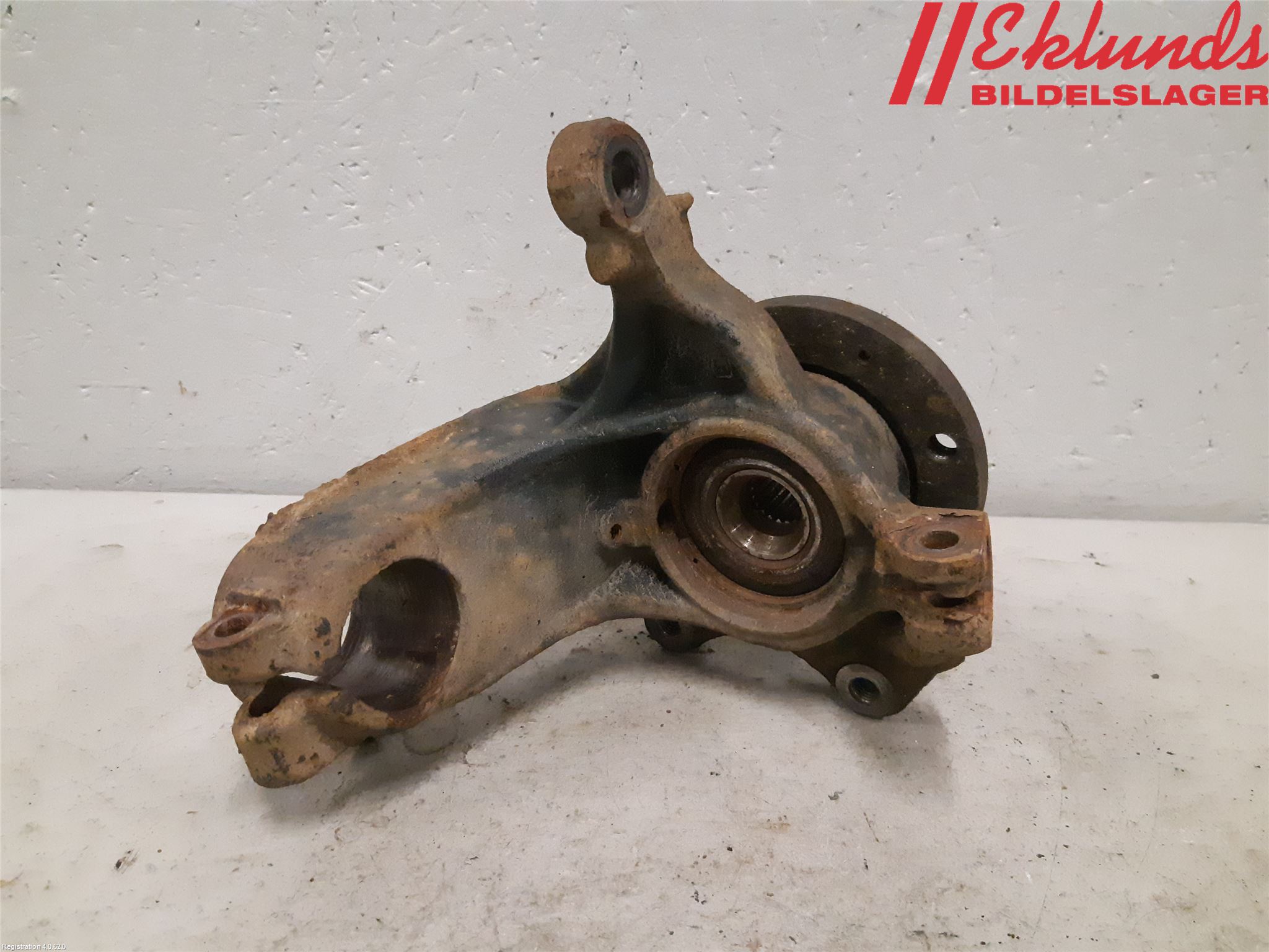 Citroen C3 10-17 Styrspindel Lagerhus Hö