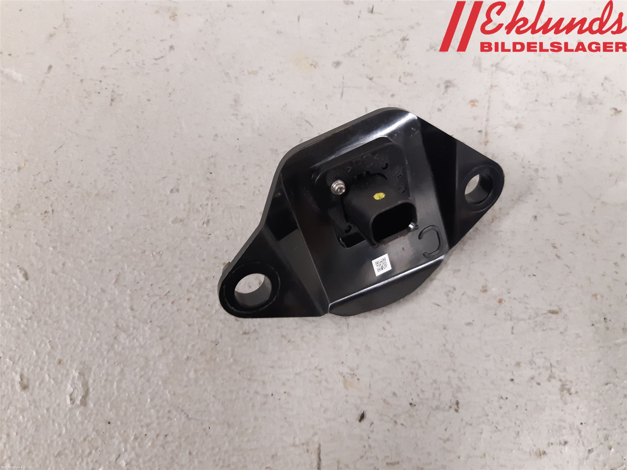 Toyota YARIS XP130 12-14 Parkeringshjälp Kamera