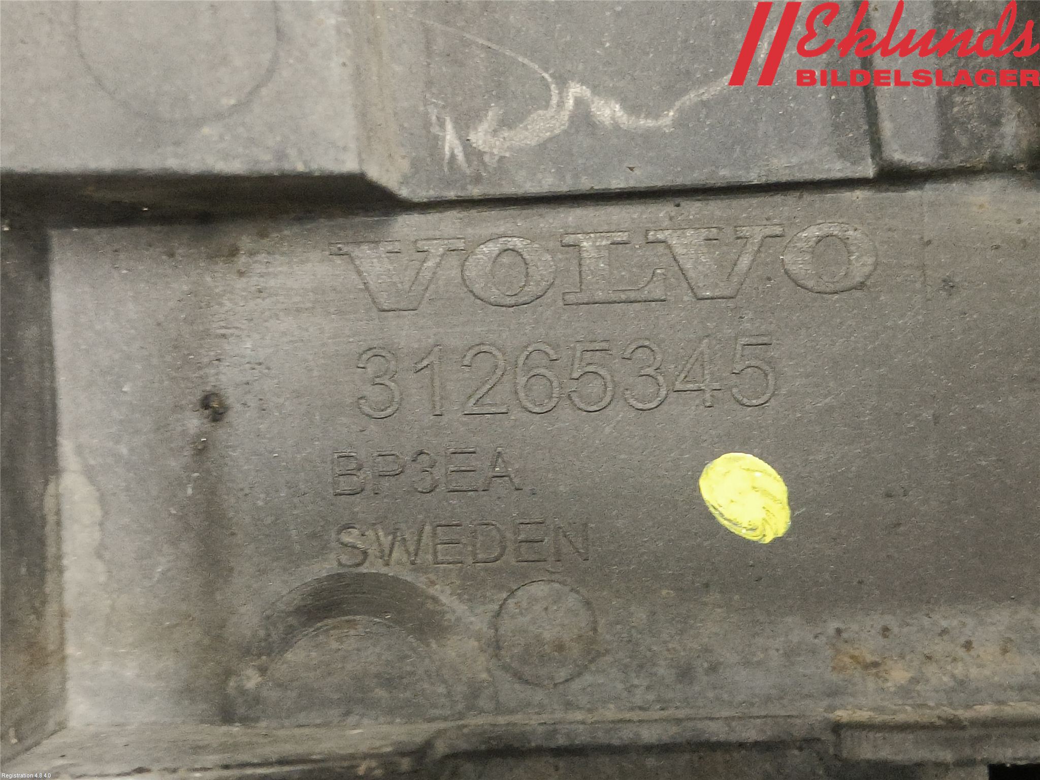 Volvo V70 08-13 Stötfångarfäste Fram Hö