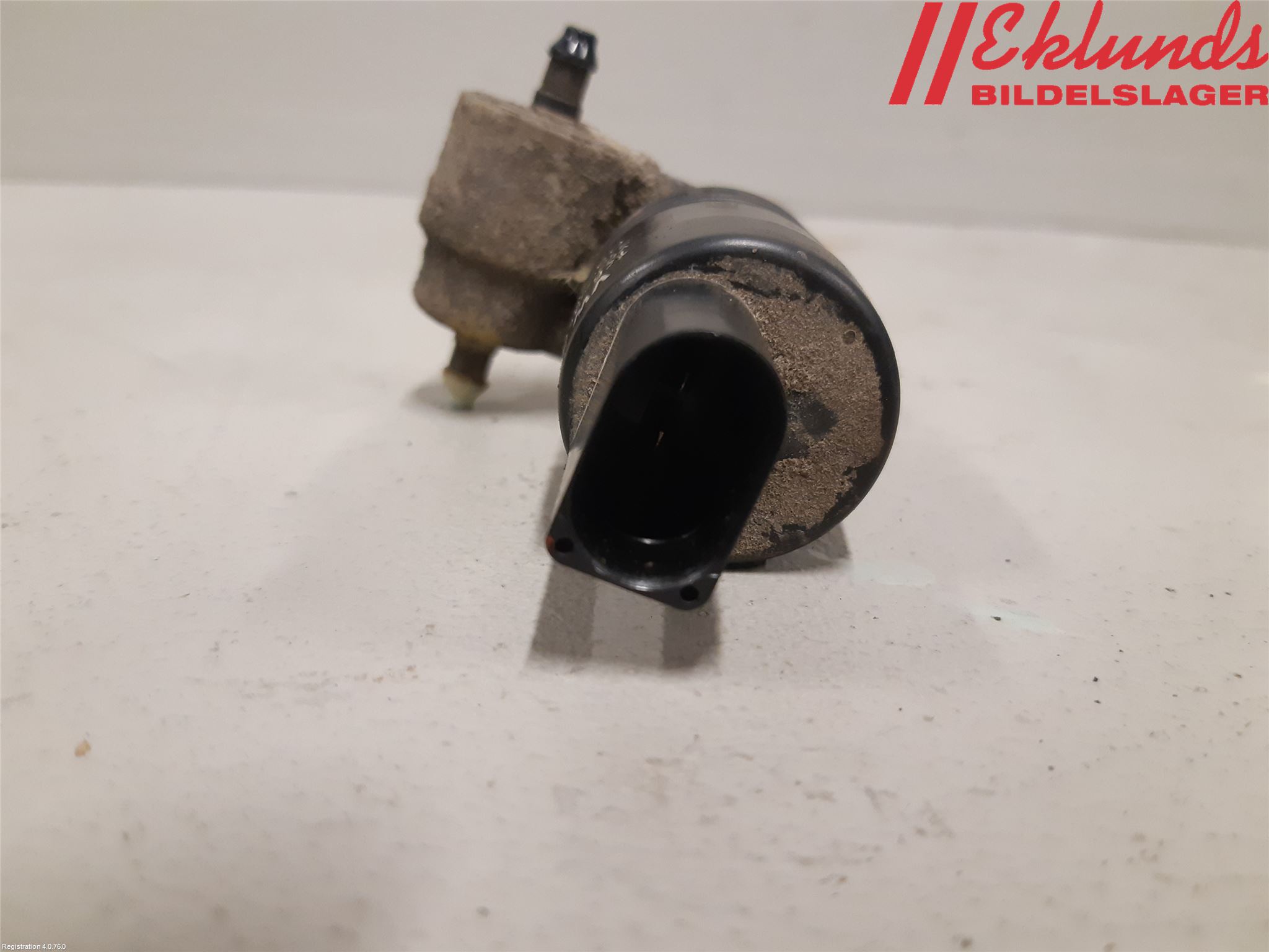 Volkswagen VW CADDY 11-15 Spolartank Vindruta-Strål