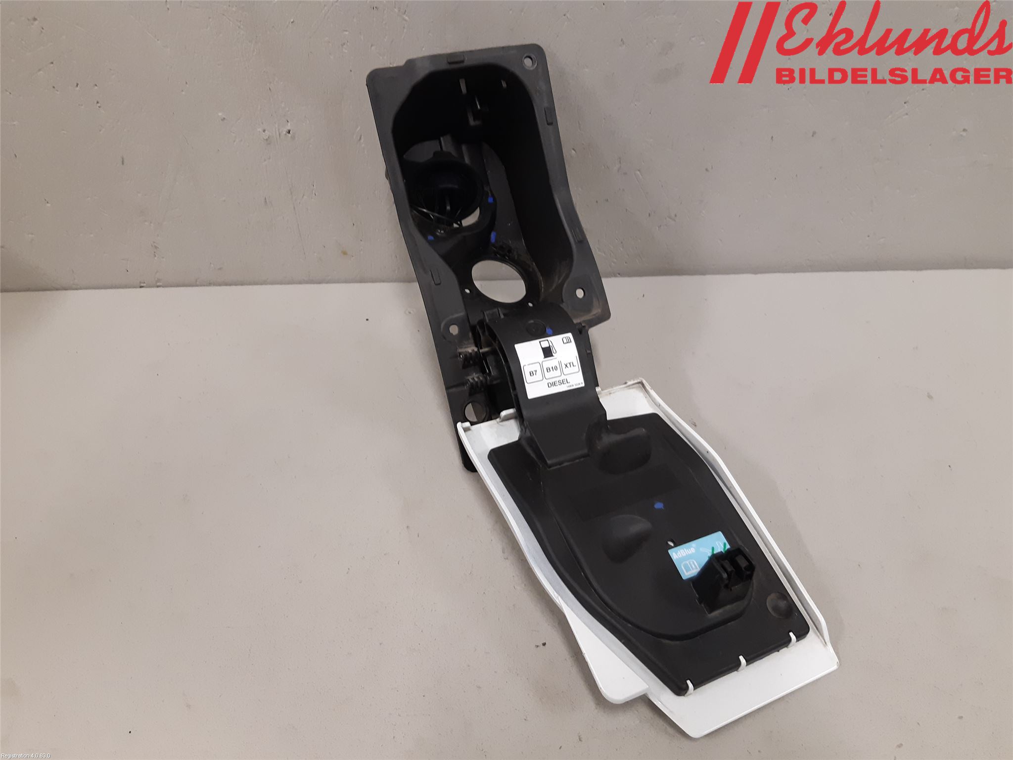 Fiat TALENTO 16- Tanklucka