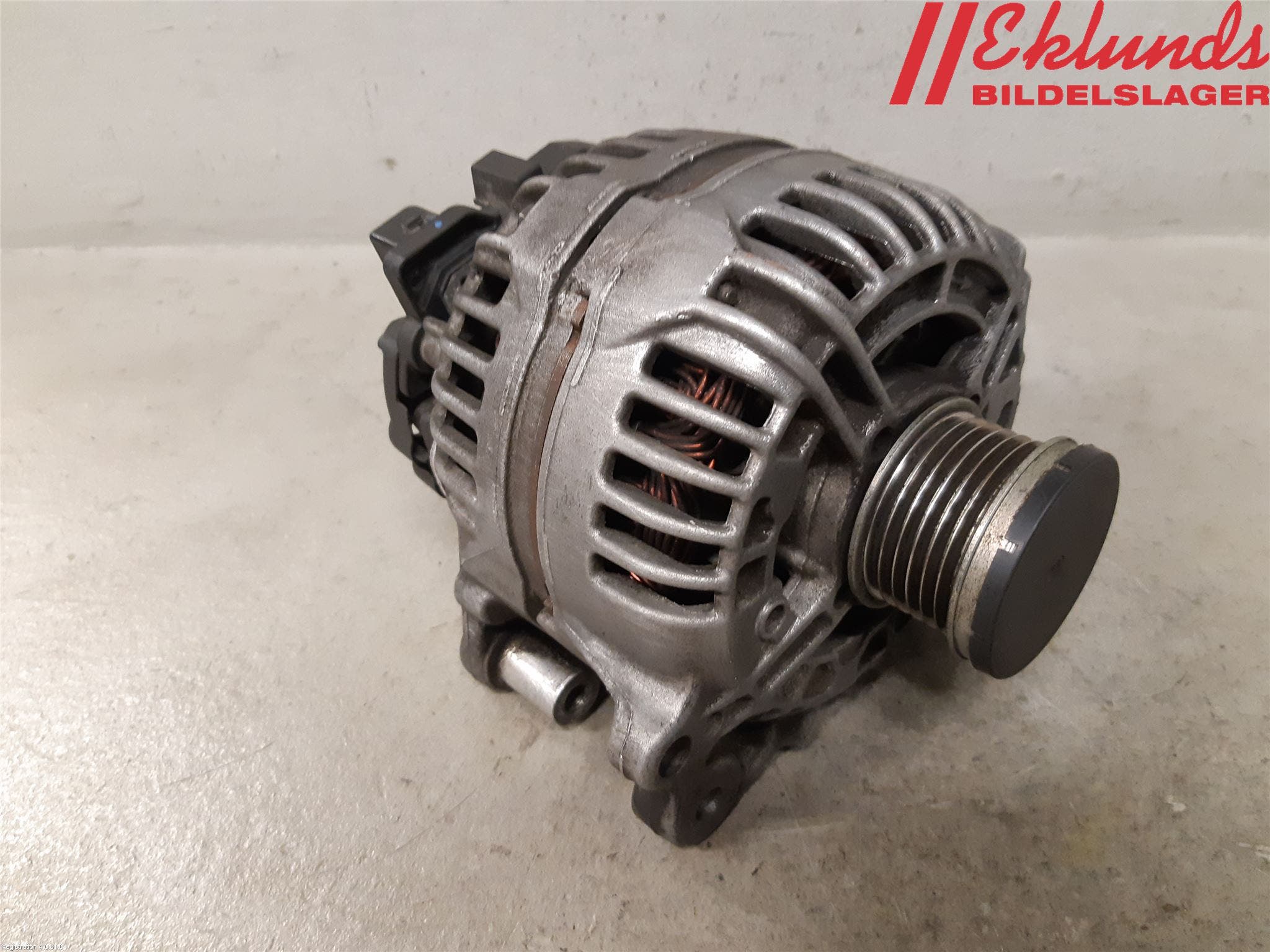 Volkswagen VW GOLF VI 09-13 Generator