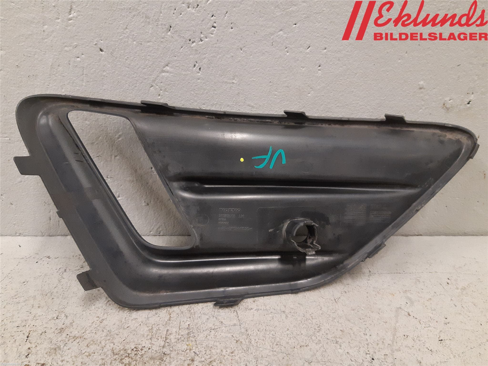 Volvo XC60 14-17 Dimljussarg Fram