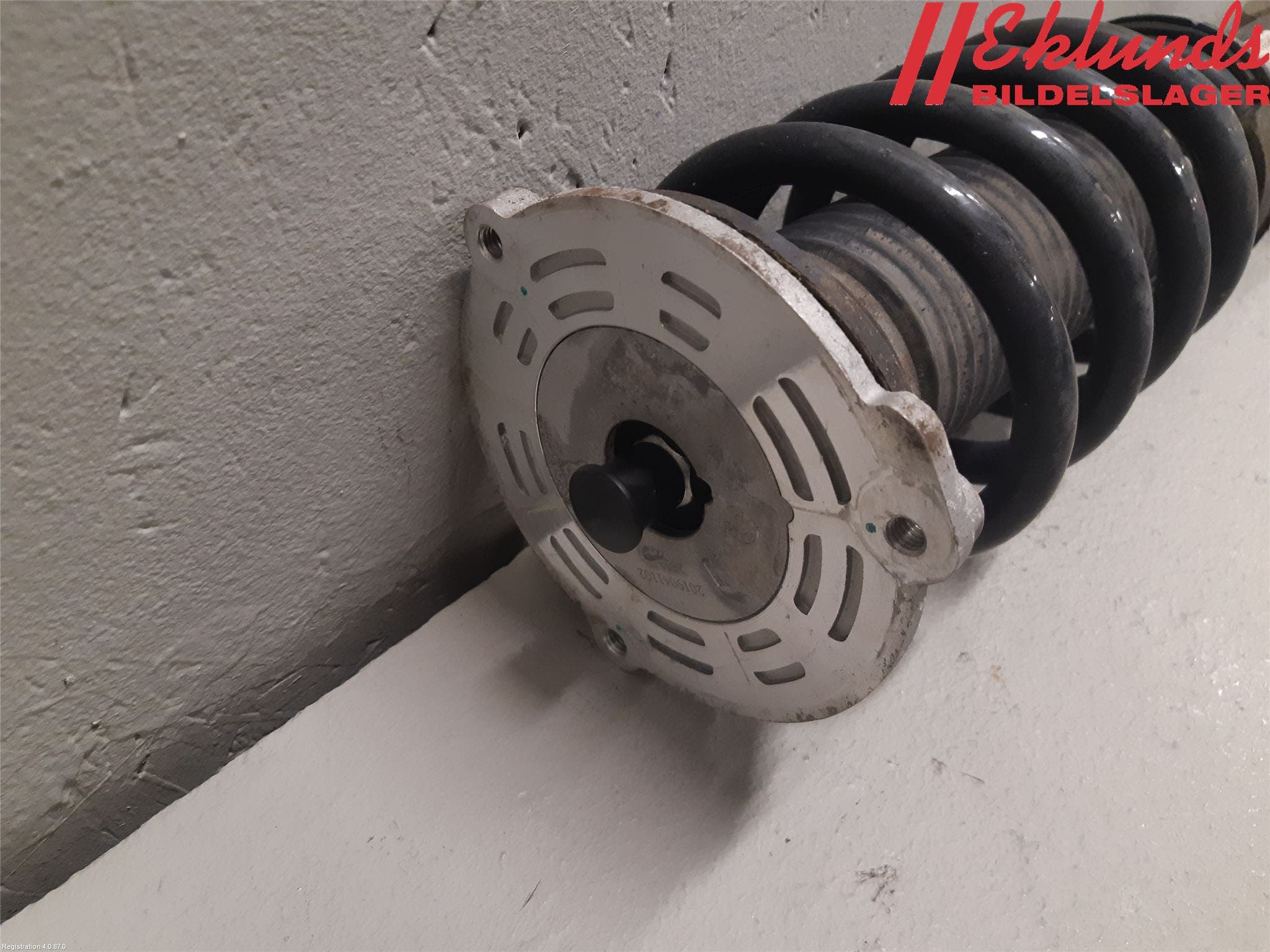 Volvo V60 19- Fjäderben Fram Vänster