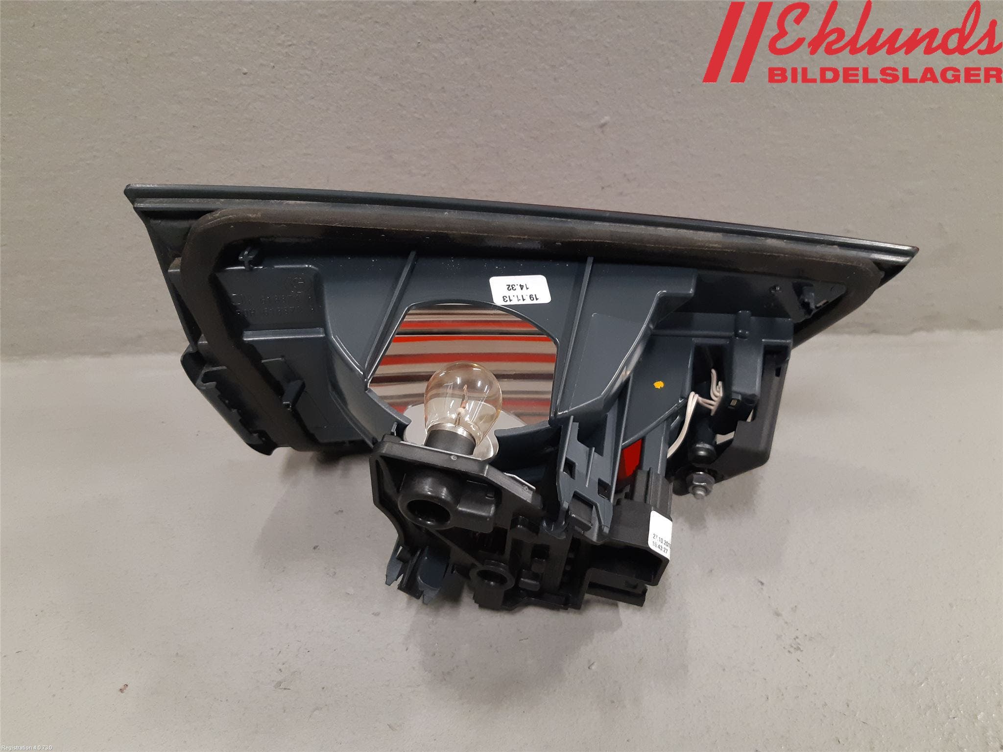 BMW 3 F30/F31/F80 12-19 Bakljus Lucka Hö