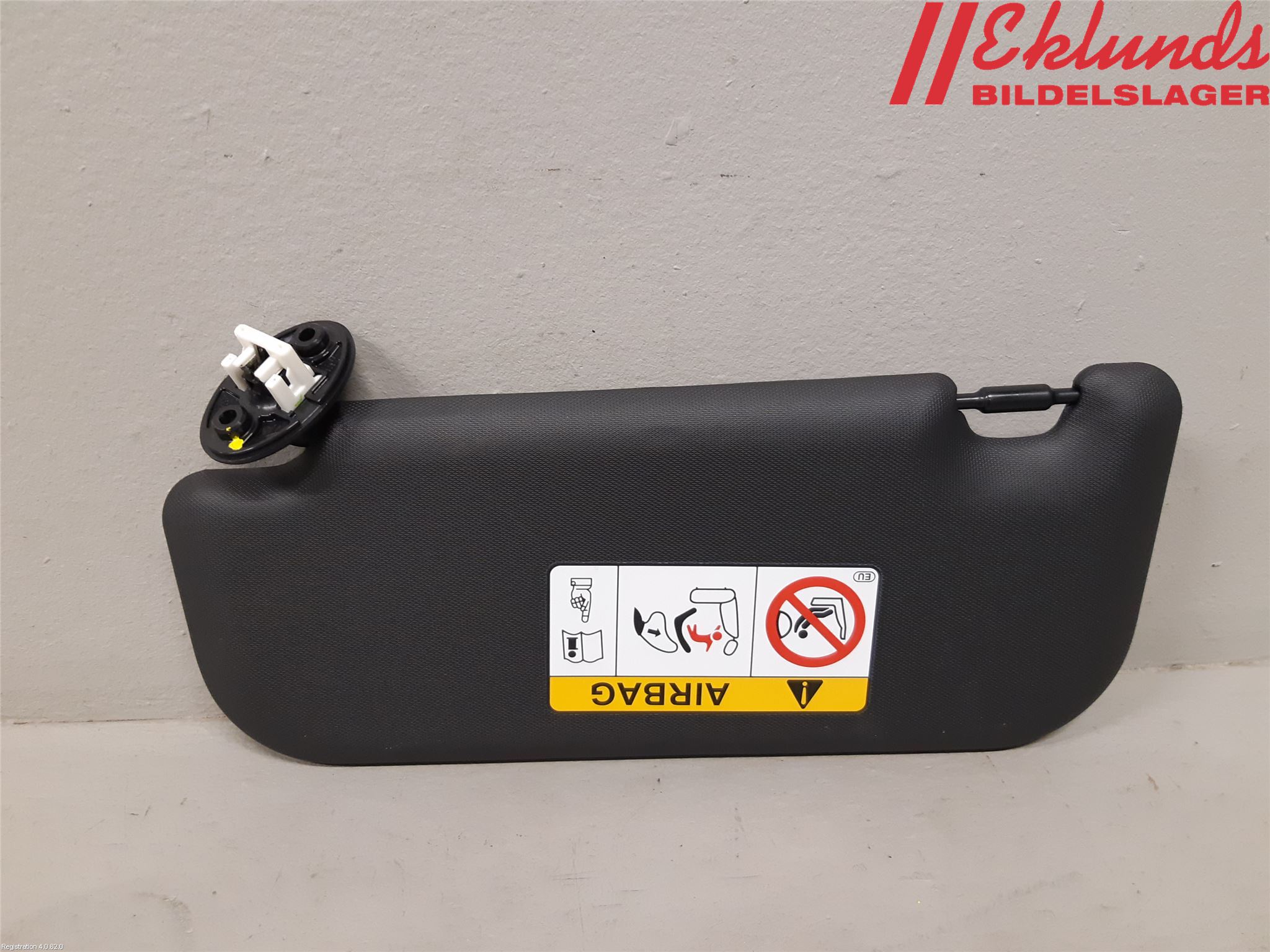 Toyota RAV4 19- Solskydd