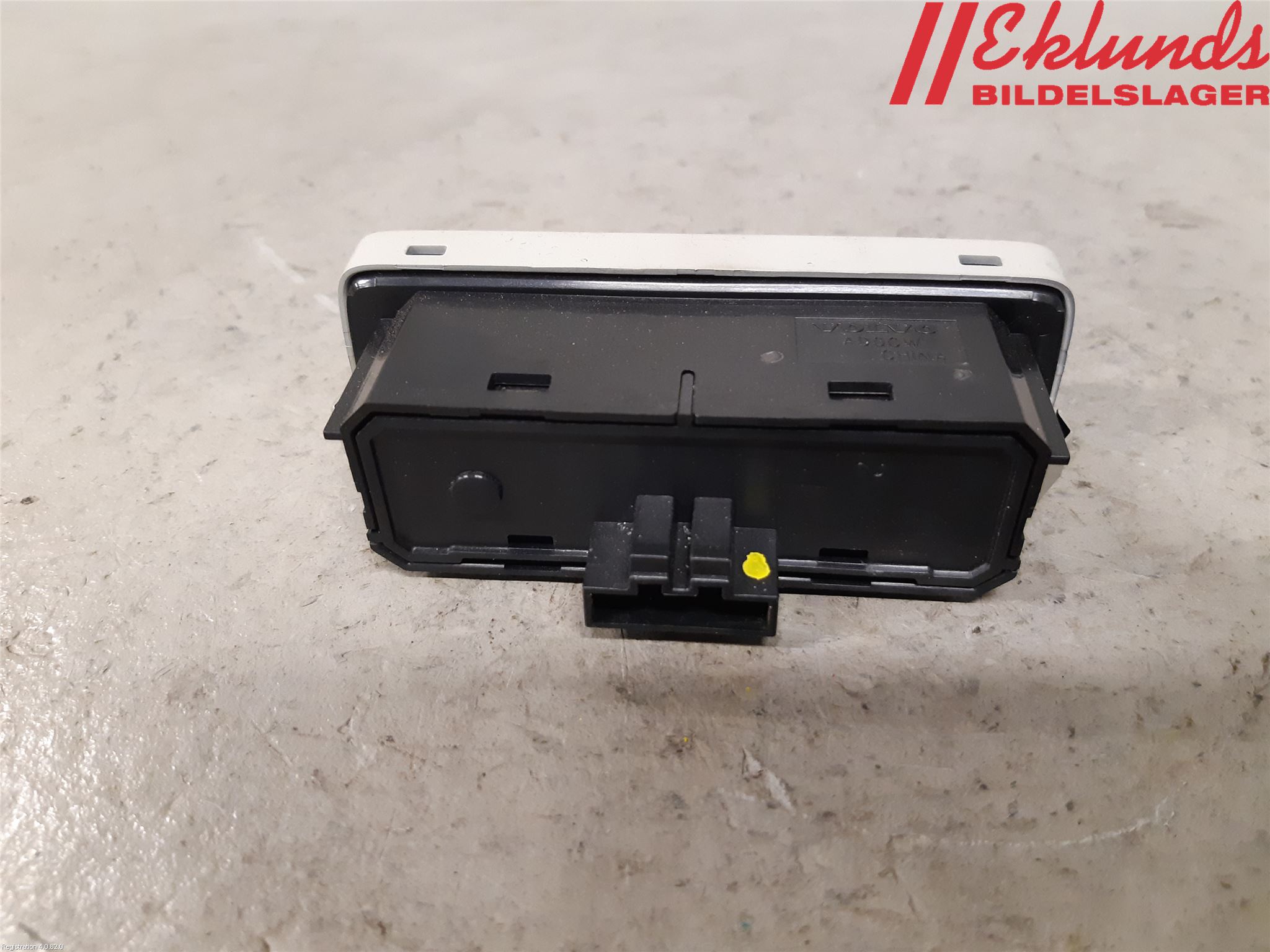 Volvo V90 17->> Strömställare Baklucka