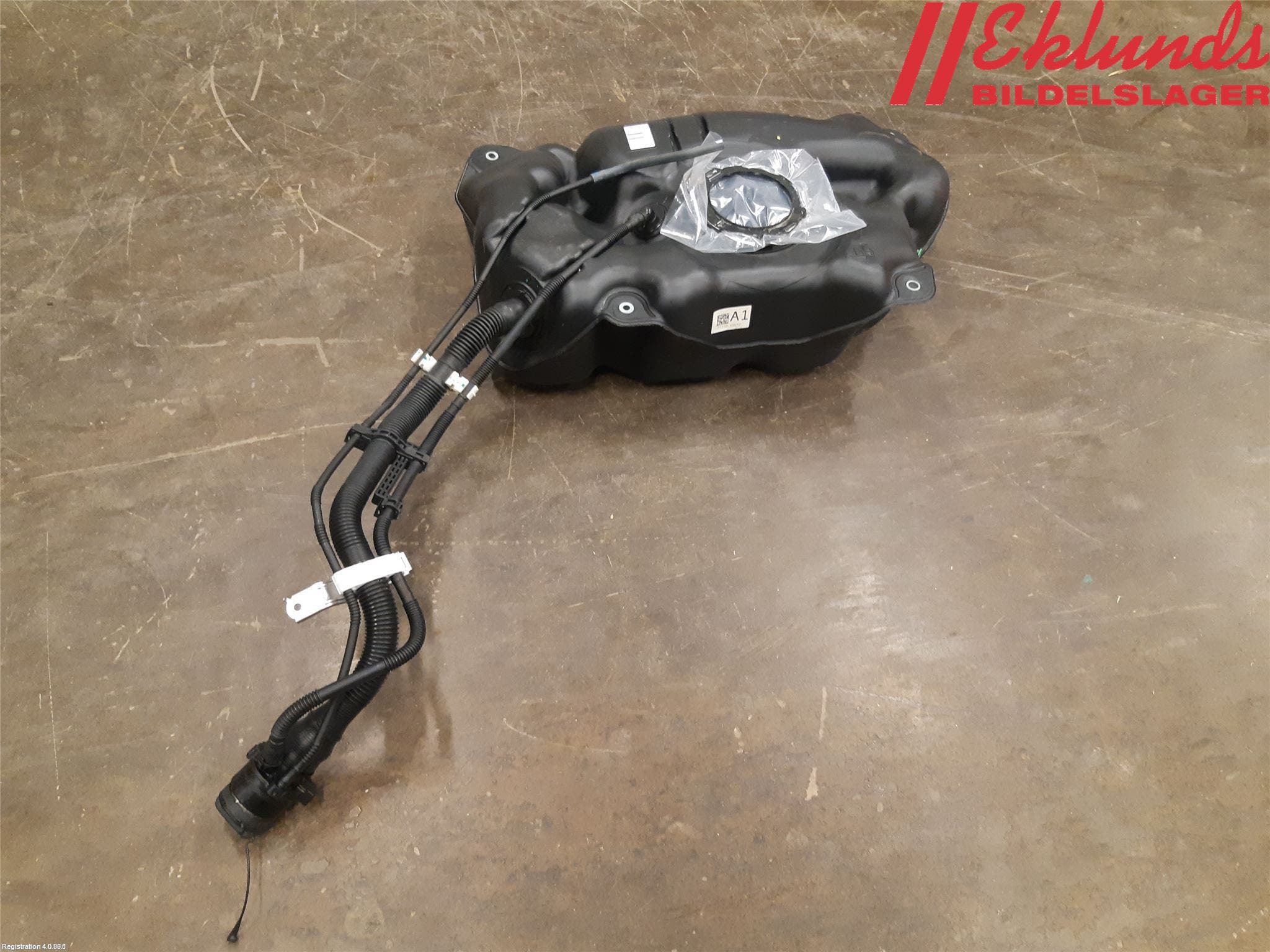 Toyota YARIS XP21 20- Bränsletank