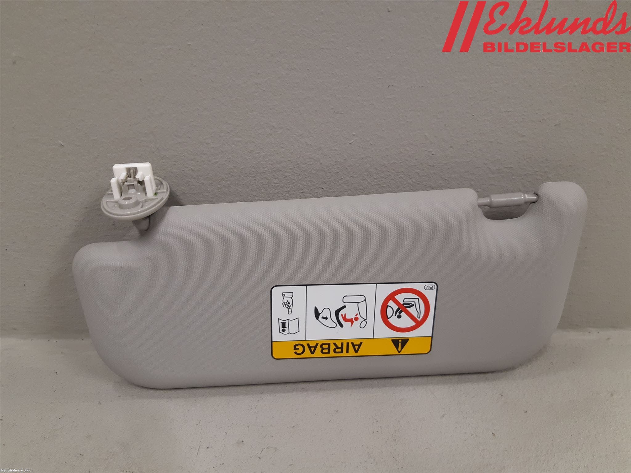 Toyota RAV4 19- Solskydd