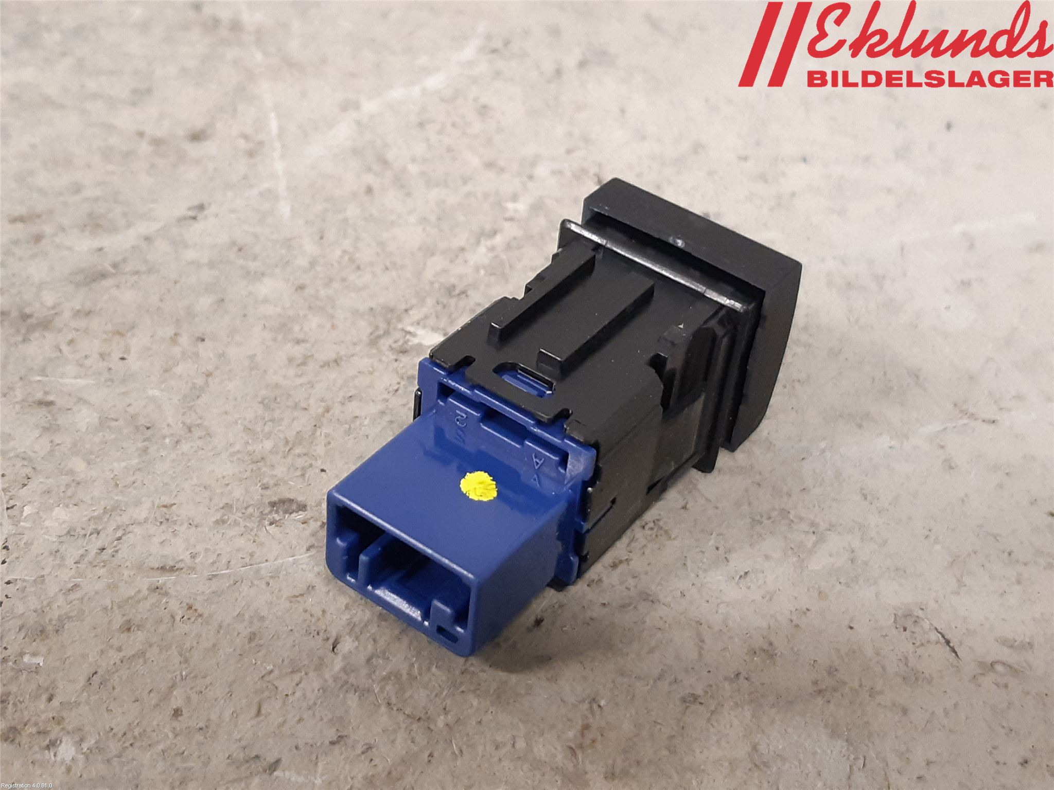 Toyota COROLLA 19- Strömställare Övrigt