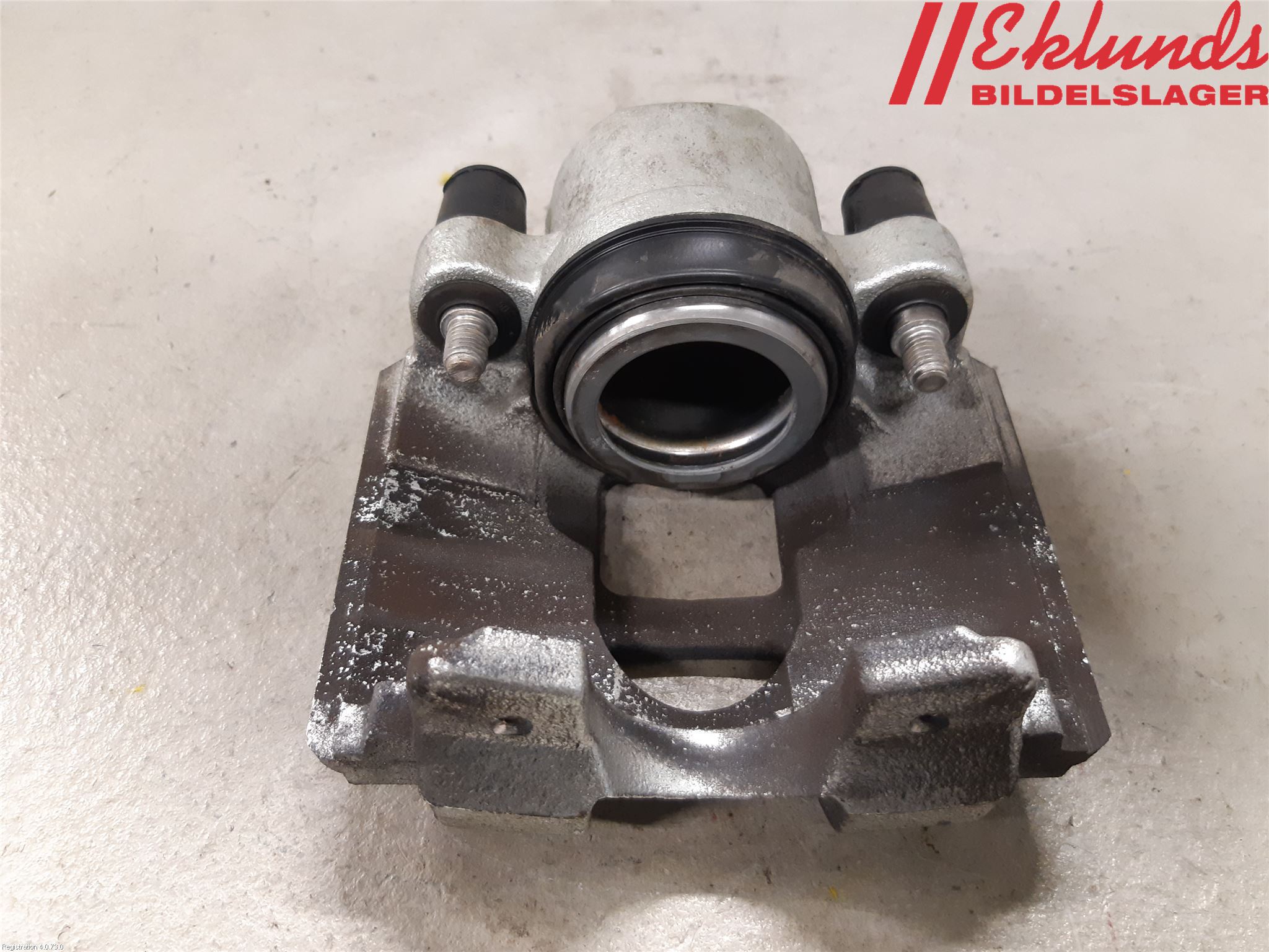 Toyota YARIS XP130 15-20 Bromsok Fram Vänster