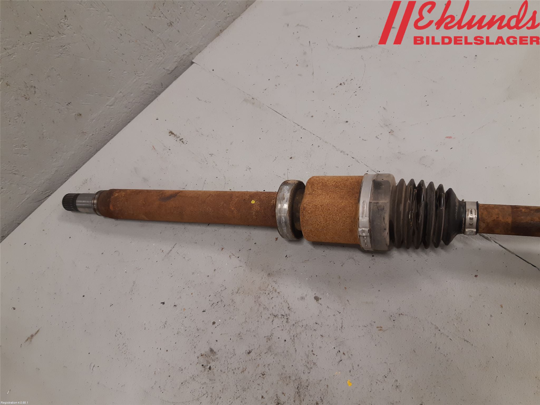 Ford TRANSIT/TOURNEO CONNECT 13-22 Drivaxel Fram Höger