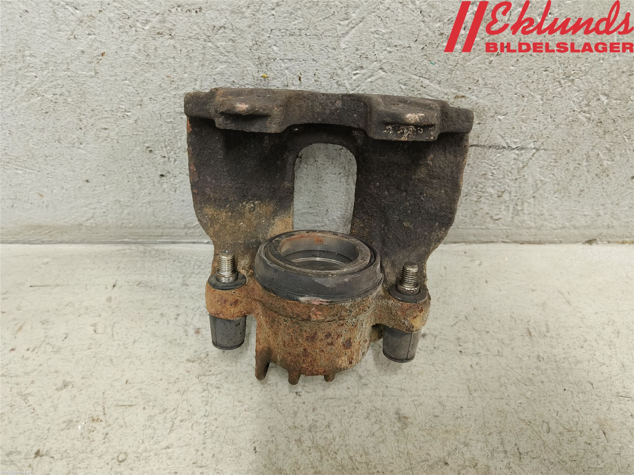 Volvo V70 00-04 Bromsok Fram Vänster