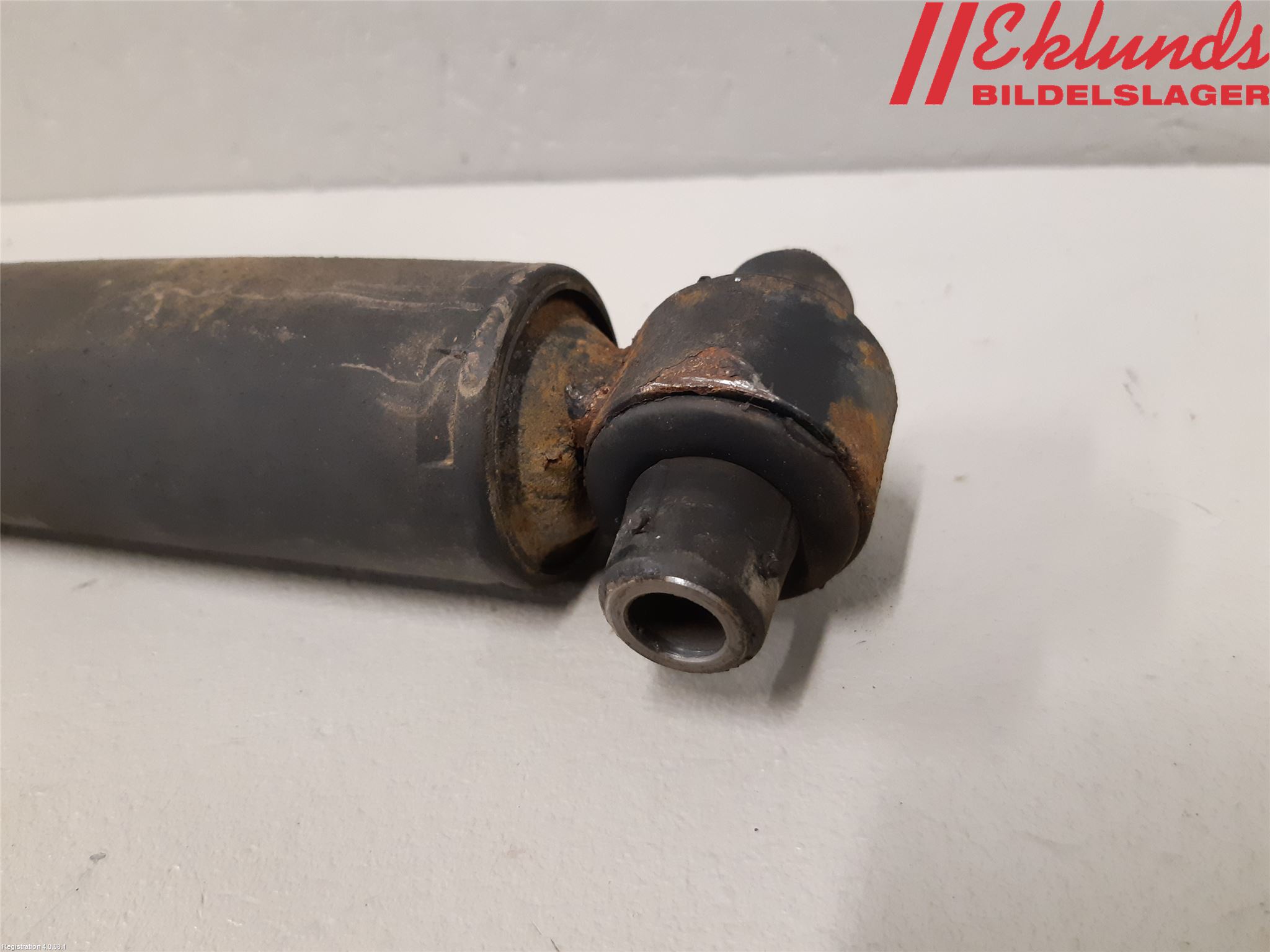 Ford FOCUS 11-14 Stötdämpare Bak