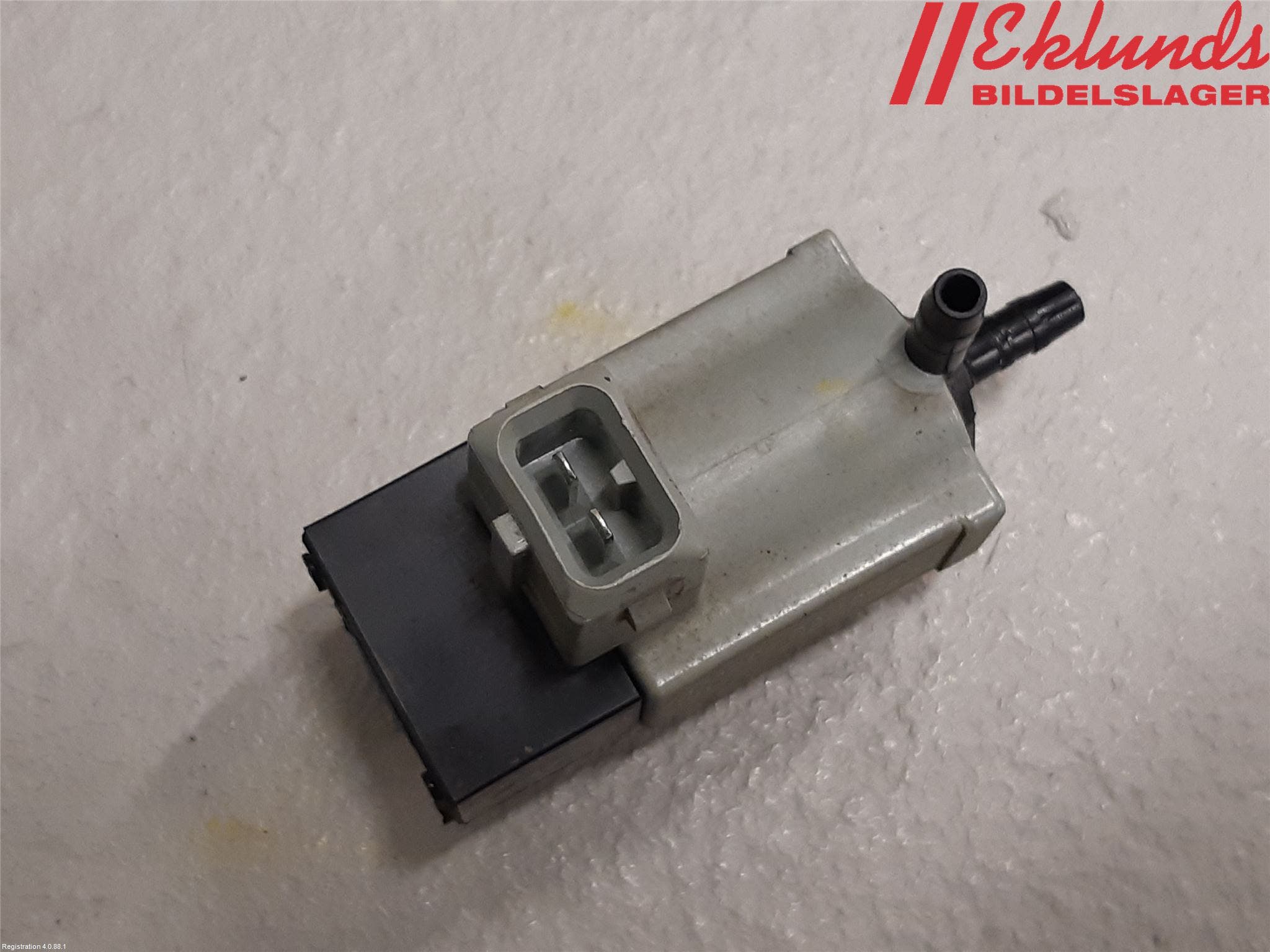 Kia CEED 12-18 Vakuumventil