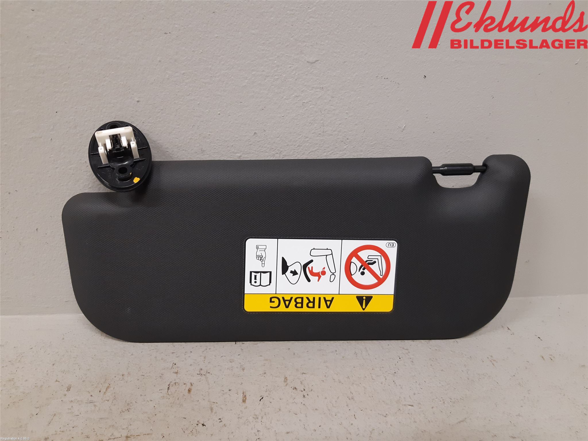 Toyota RAV4 19- Solskydd