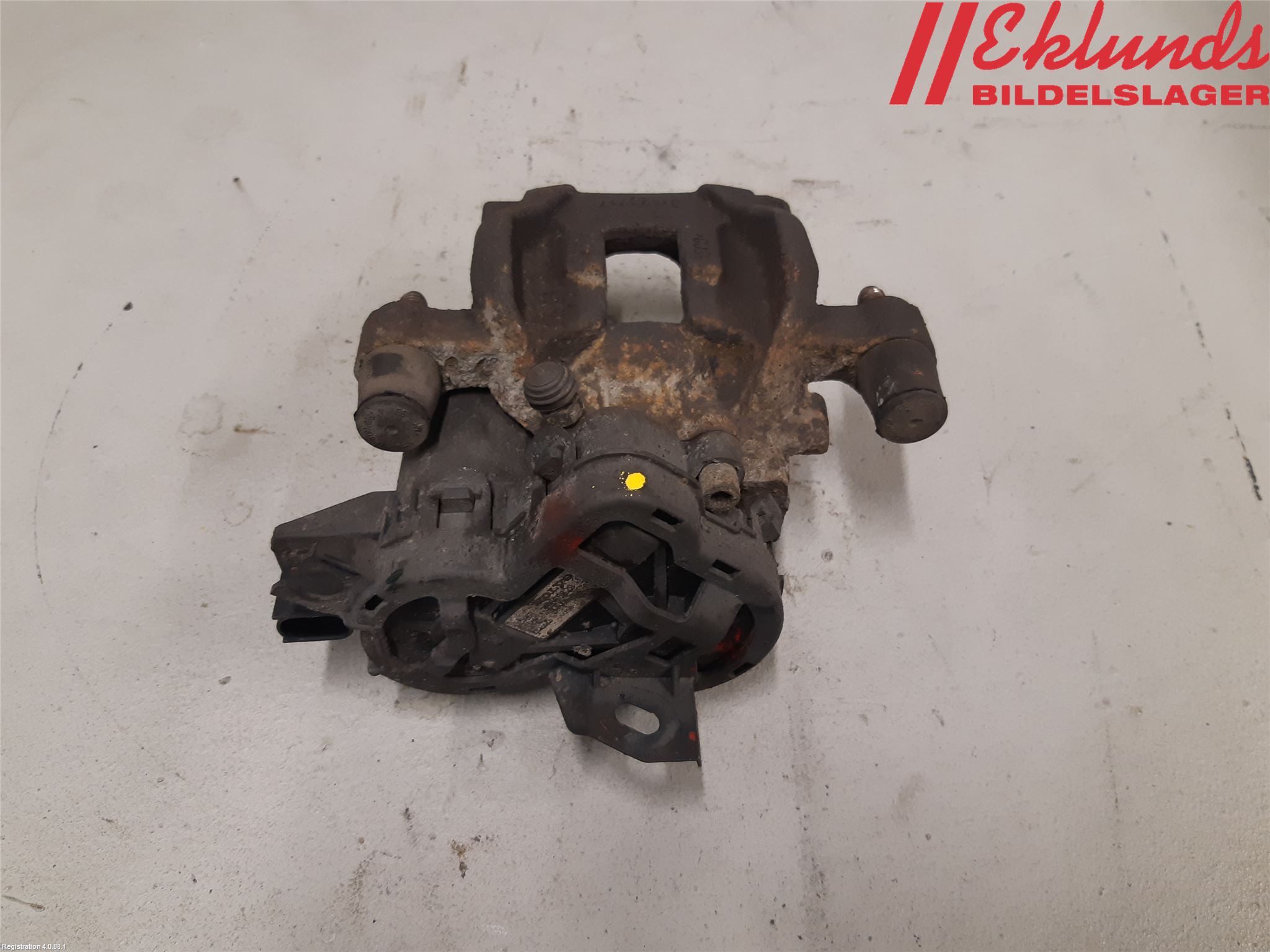 Volvo V90 17->> Bromsok Bak Vänster