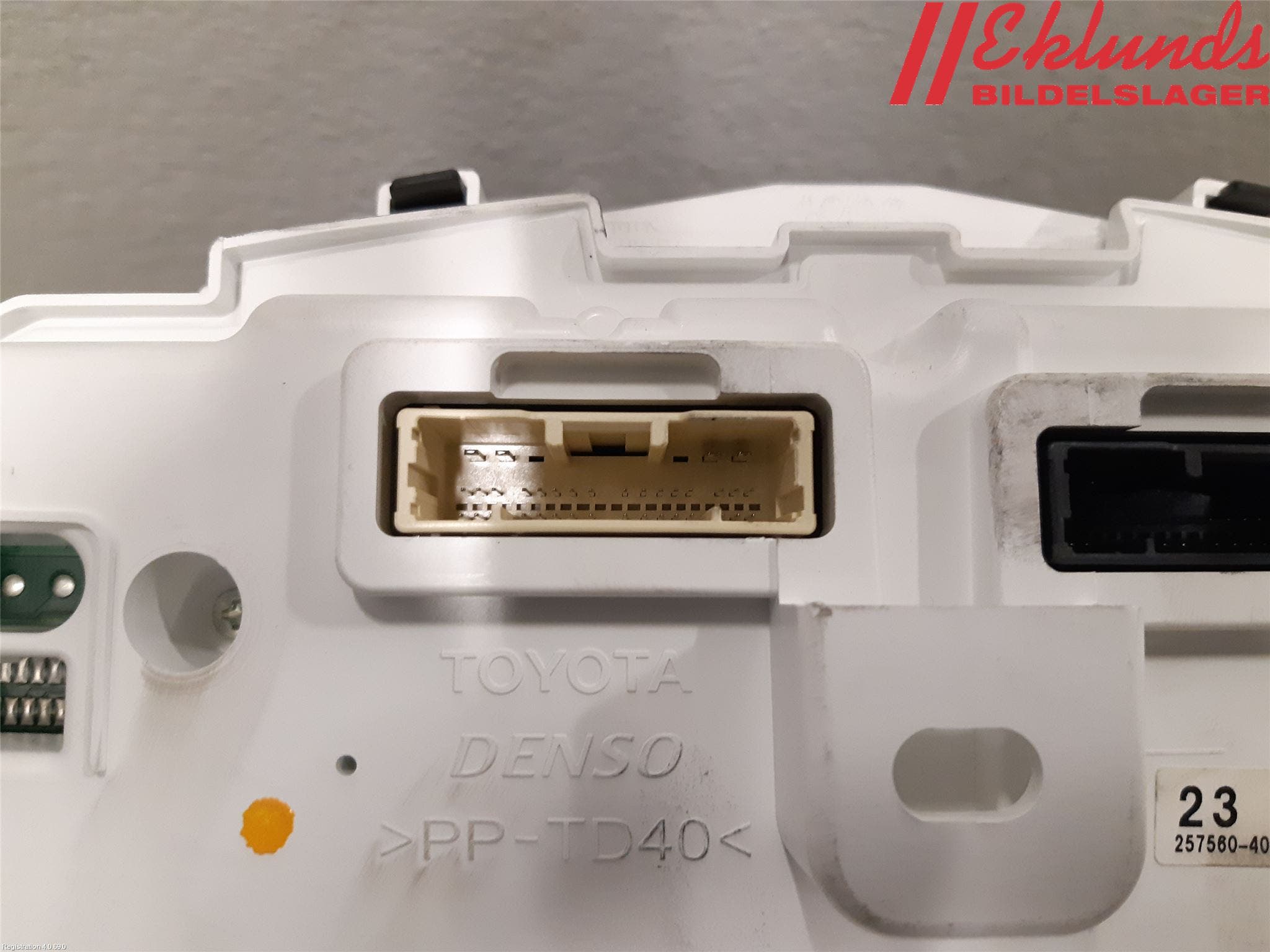 Toyota COROLLA 19- Instrument Komb