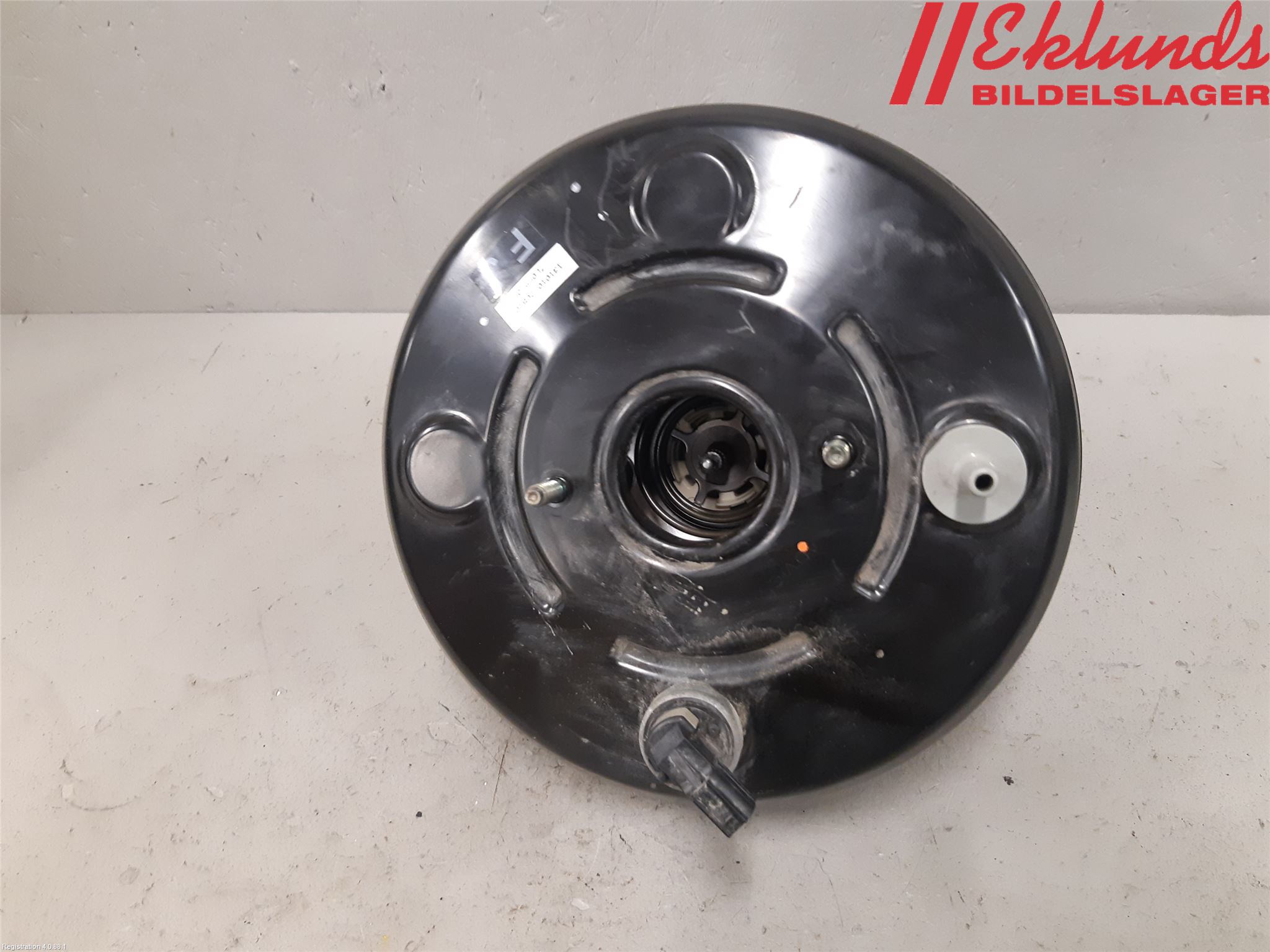 Toyota HILUX 16- Bromsservo