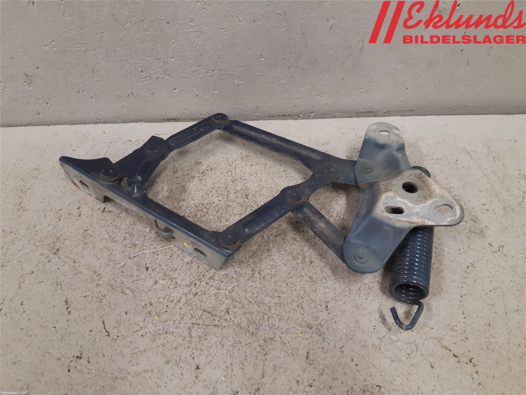 Volvo 940 91-98 Huvgångjärn