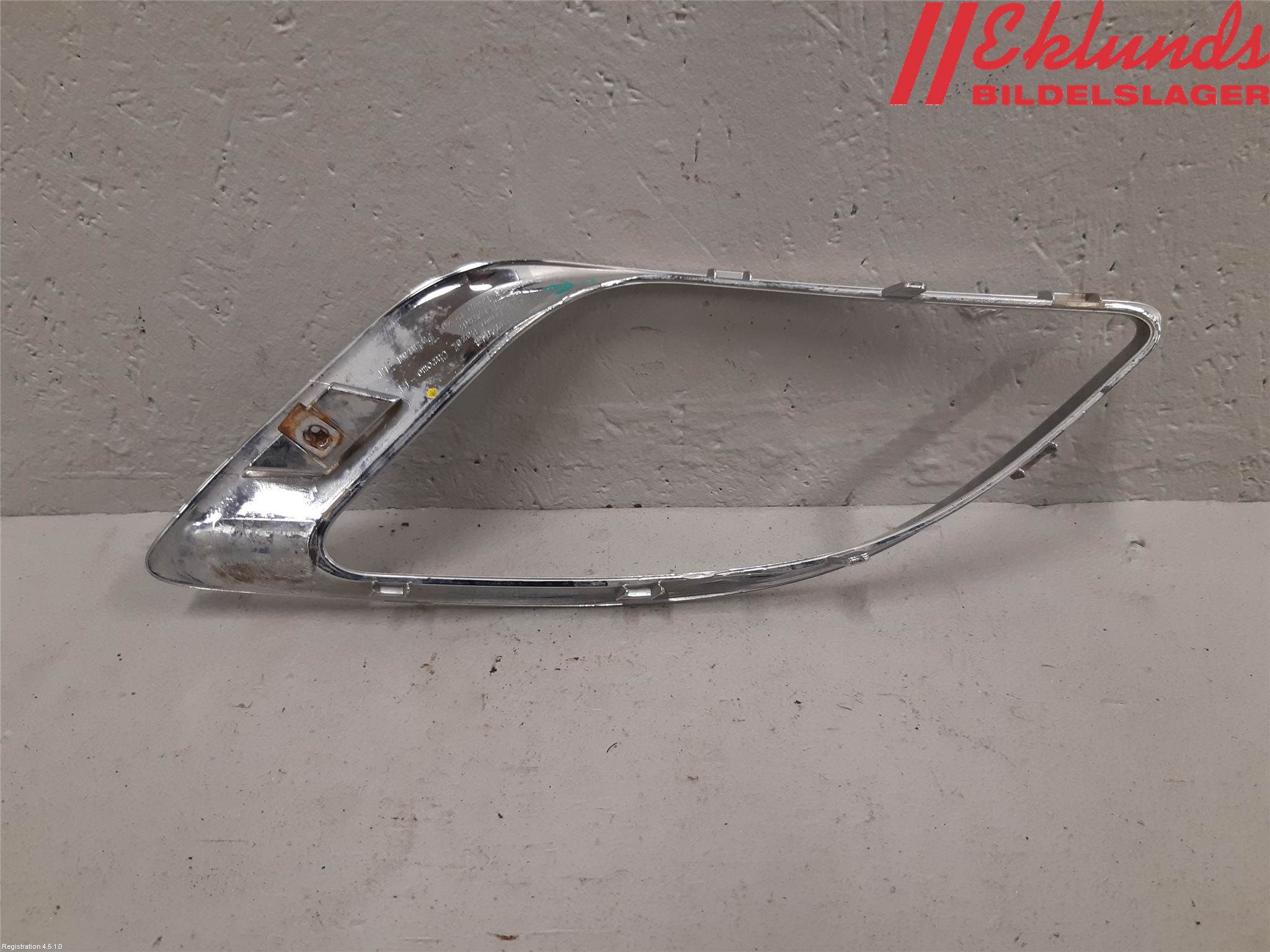 Dodge DURANGO Dimljussarg Fram