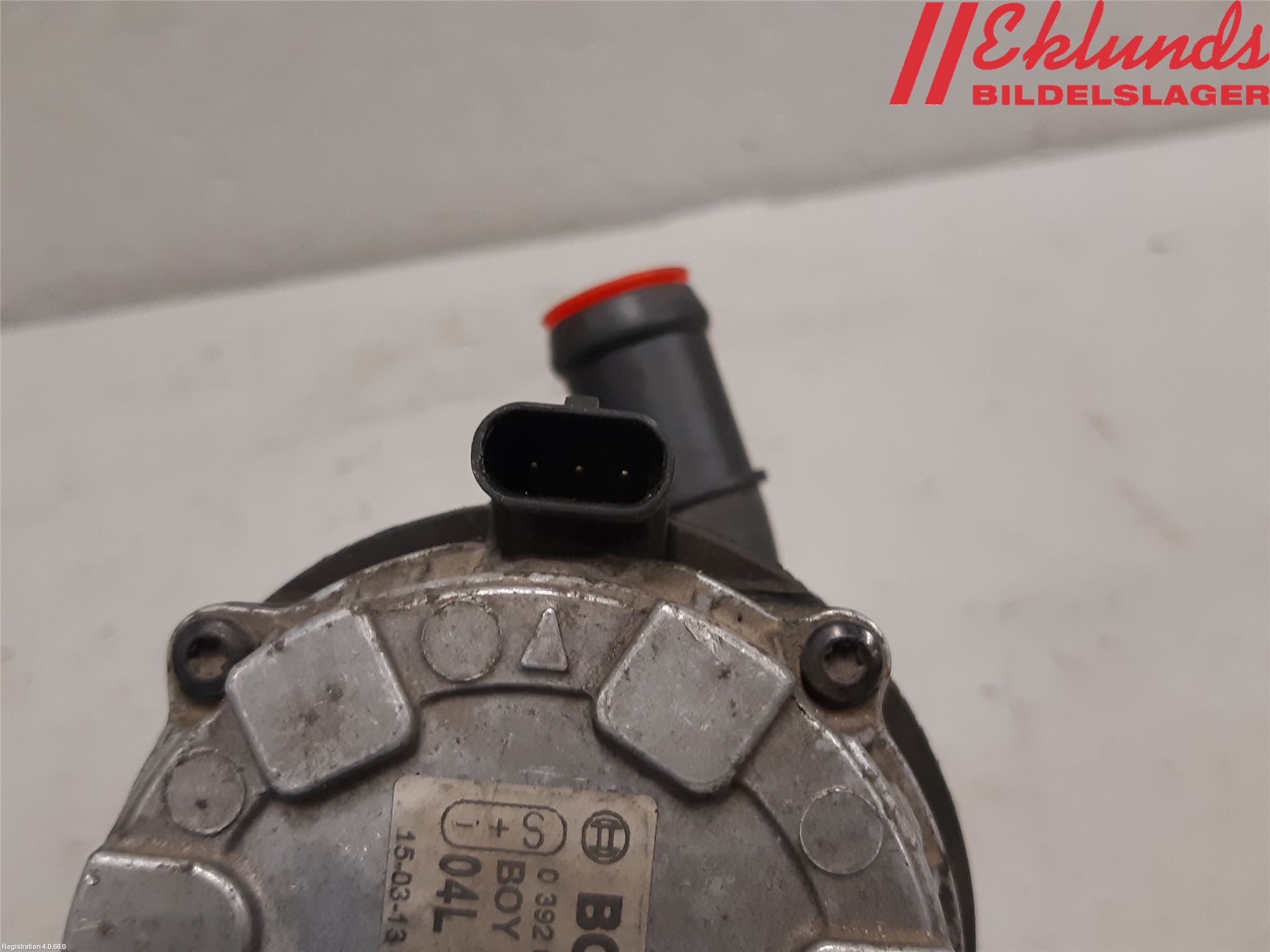 Volkswagen VW PASSAT 15-19 Vattenpump