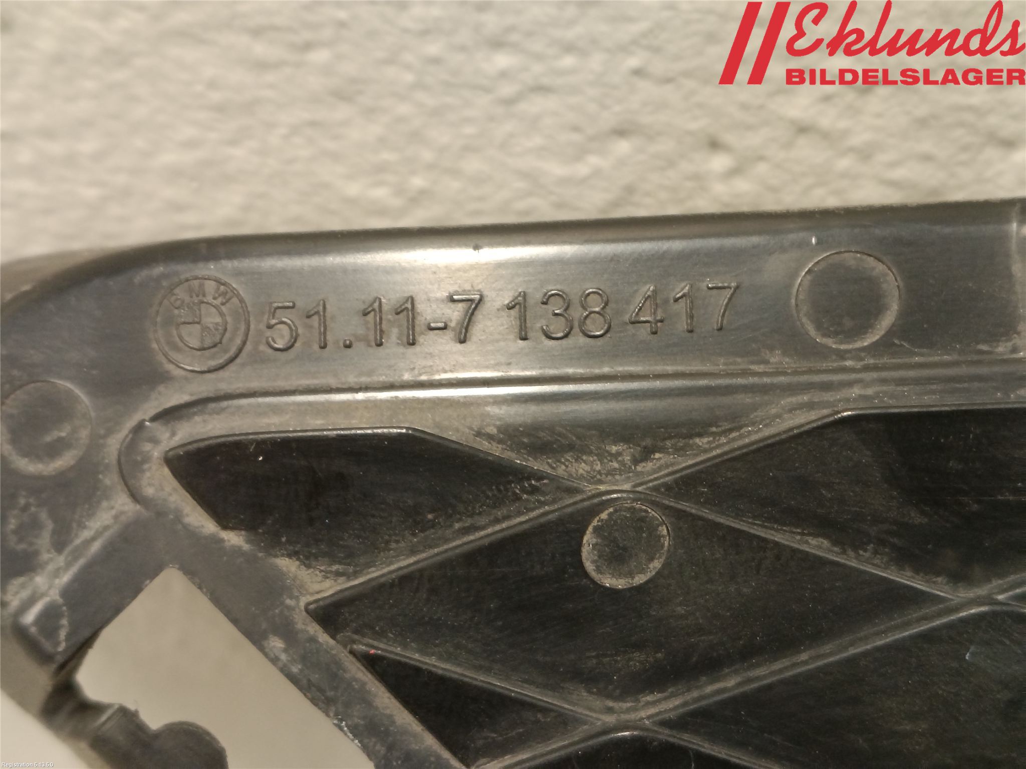 BMW 3 E90/91 SED/TOU 05-12 Dimljussarg Fram