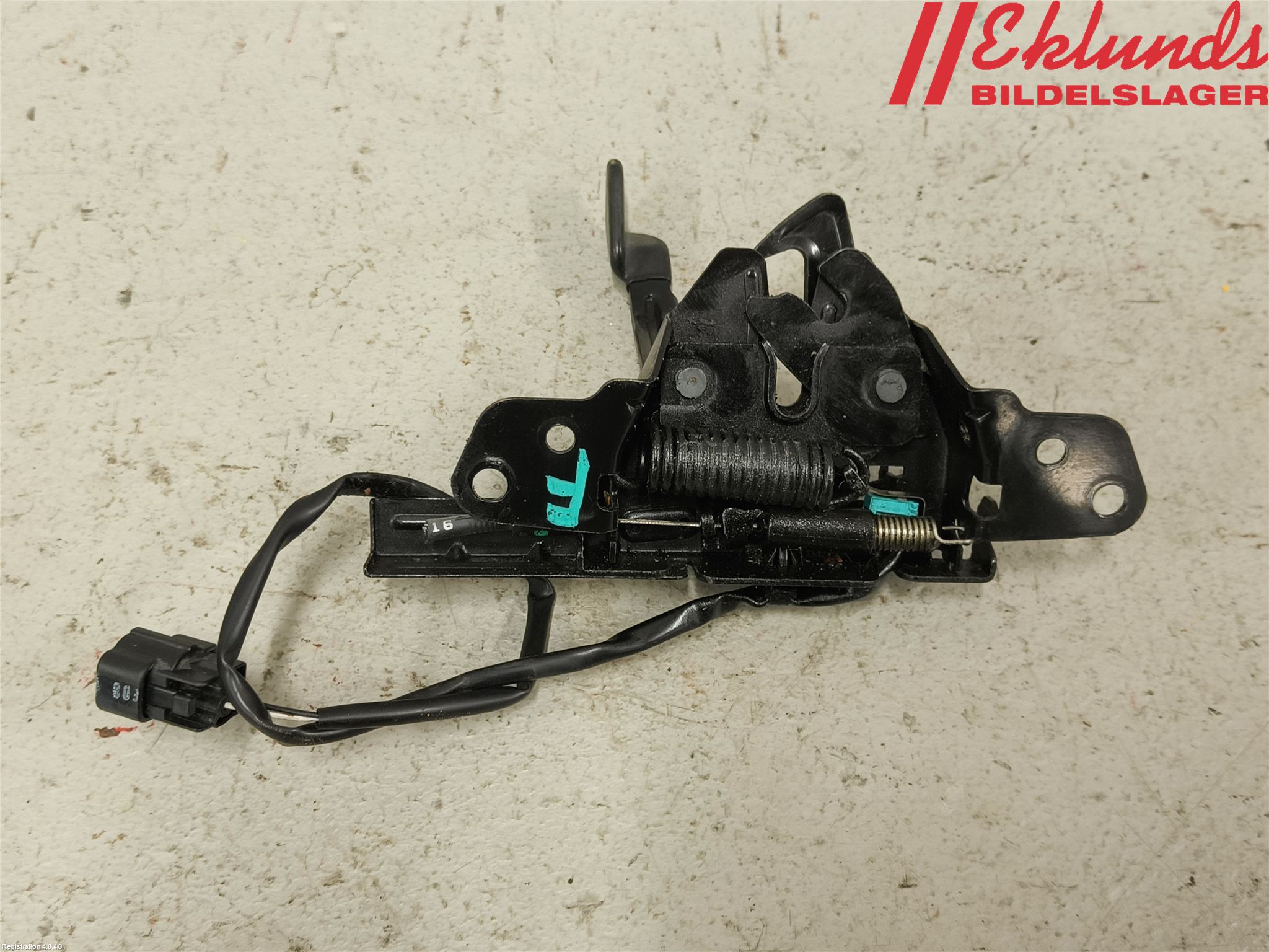 Kia XCEED 19- Huvlås