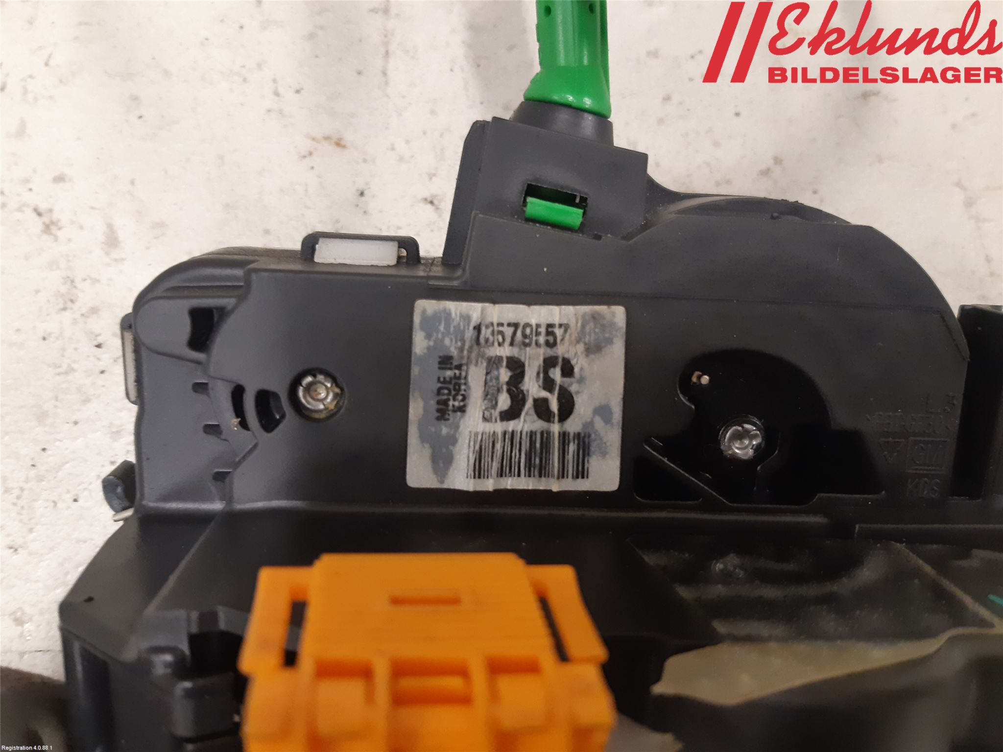 Opel INSIGNIA 09-16 Låskista-Dörrlås